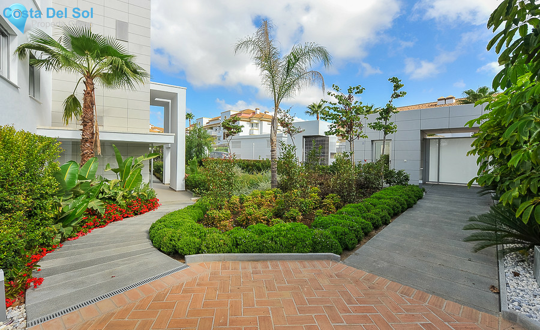 Ground Floor Apartment in Mijas Costa-1366035