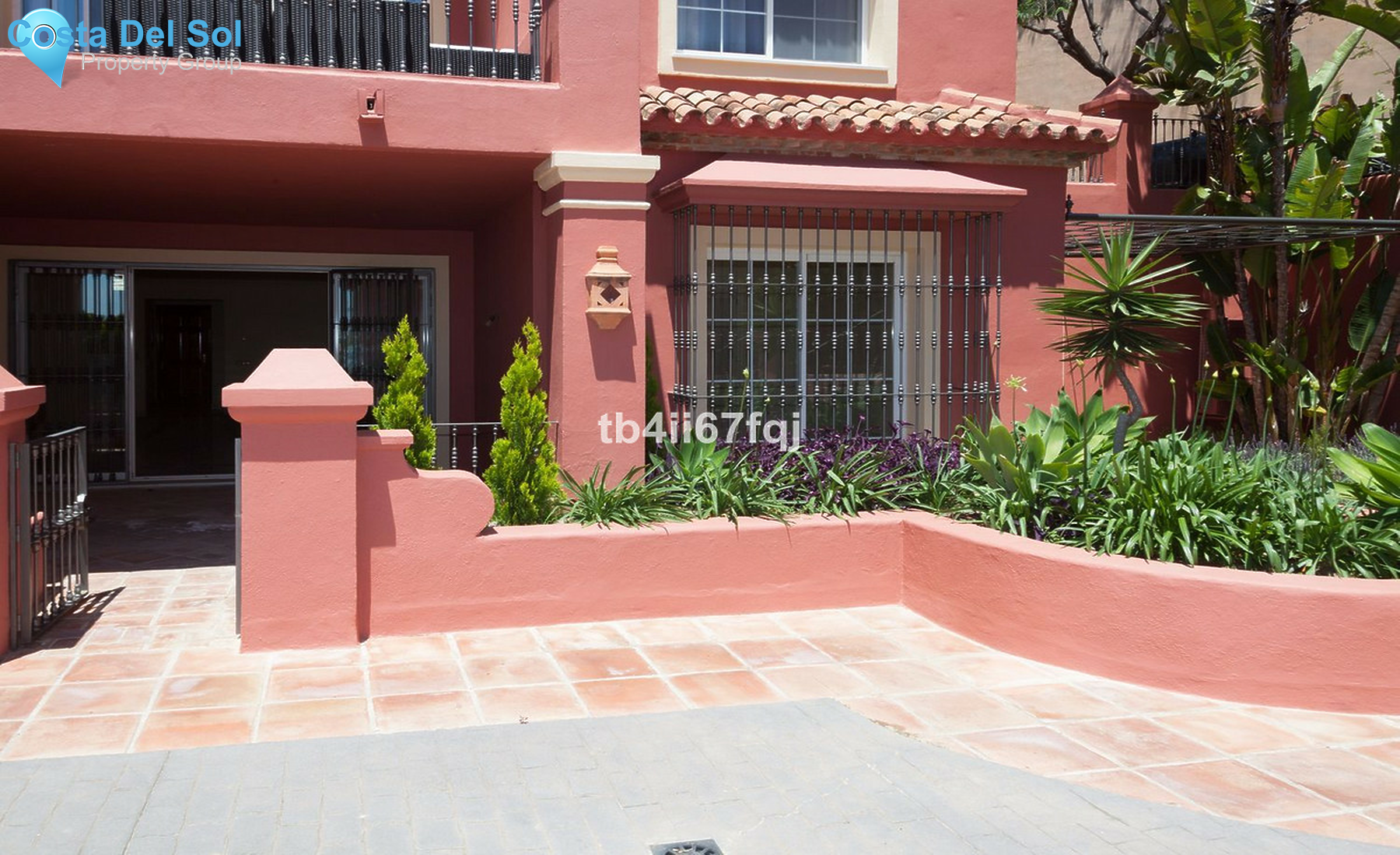 Ground Floor Apartment in Monte Halcones