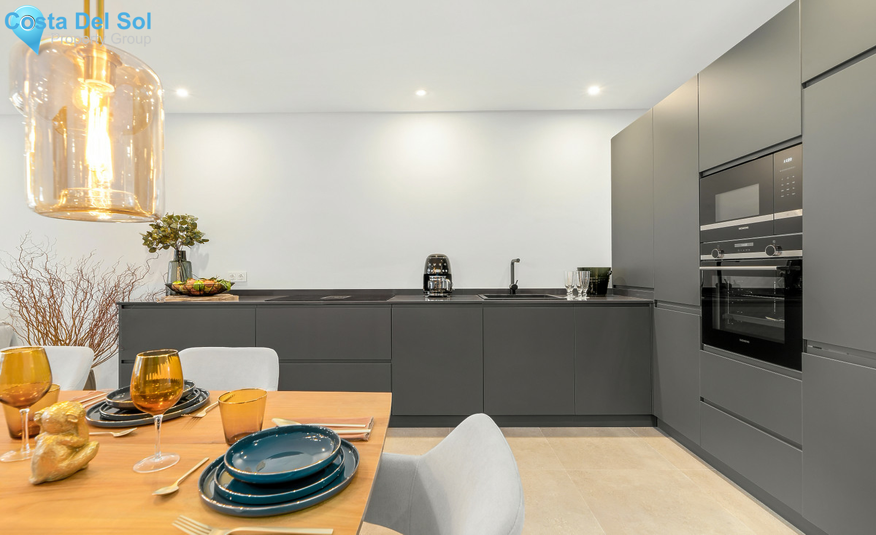 Ground Floor Apartment in New Golden Mile-1306203