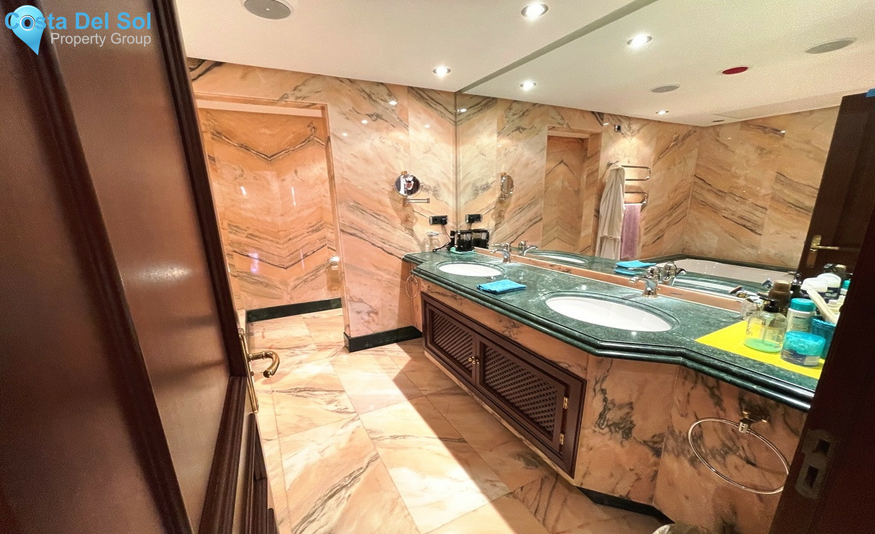 Ground Floor Apartment in New Golden Mile-1456901