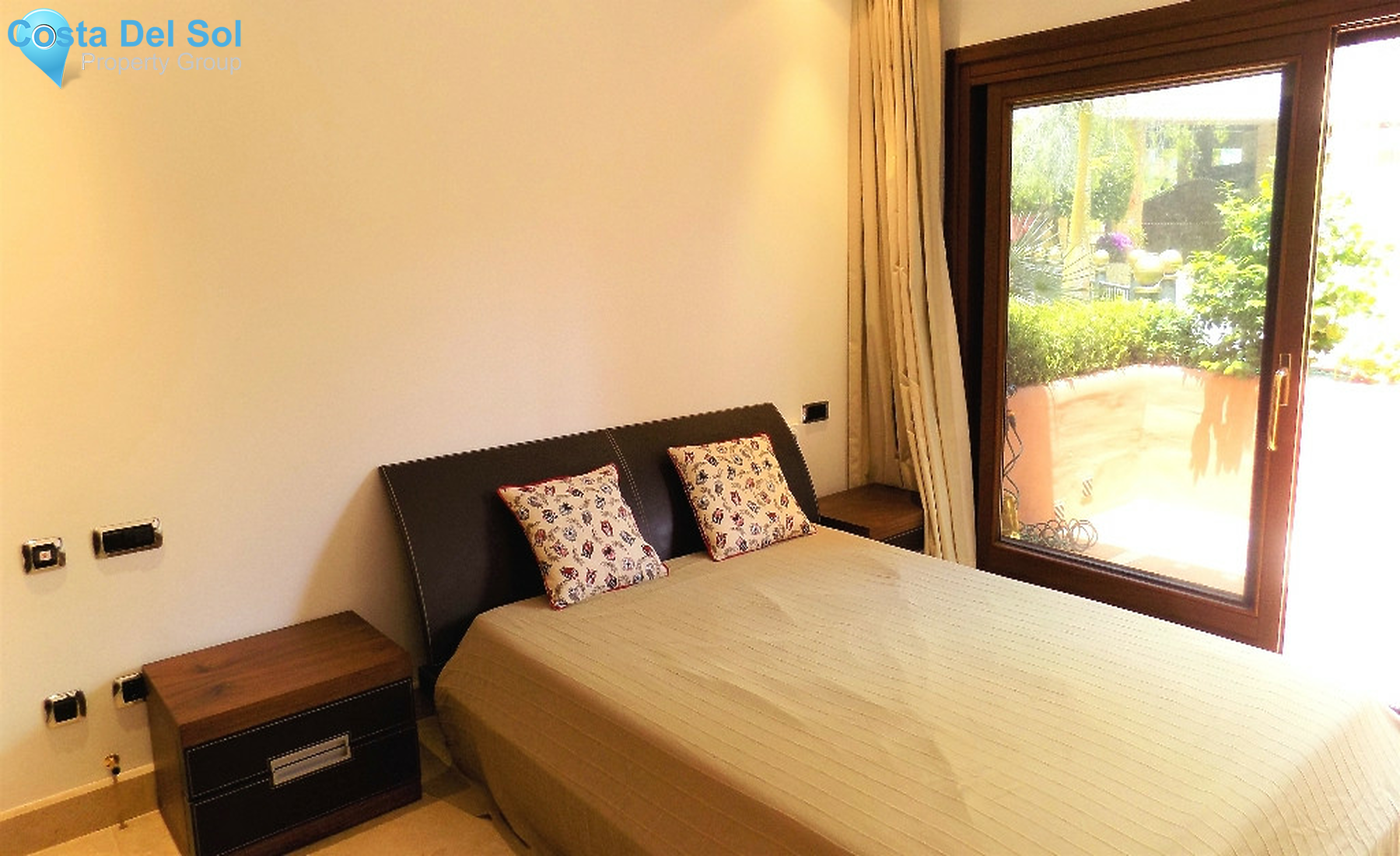 Ground Floor Apartment in New Golden Mile-1456907