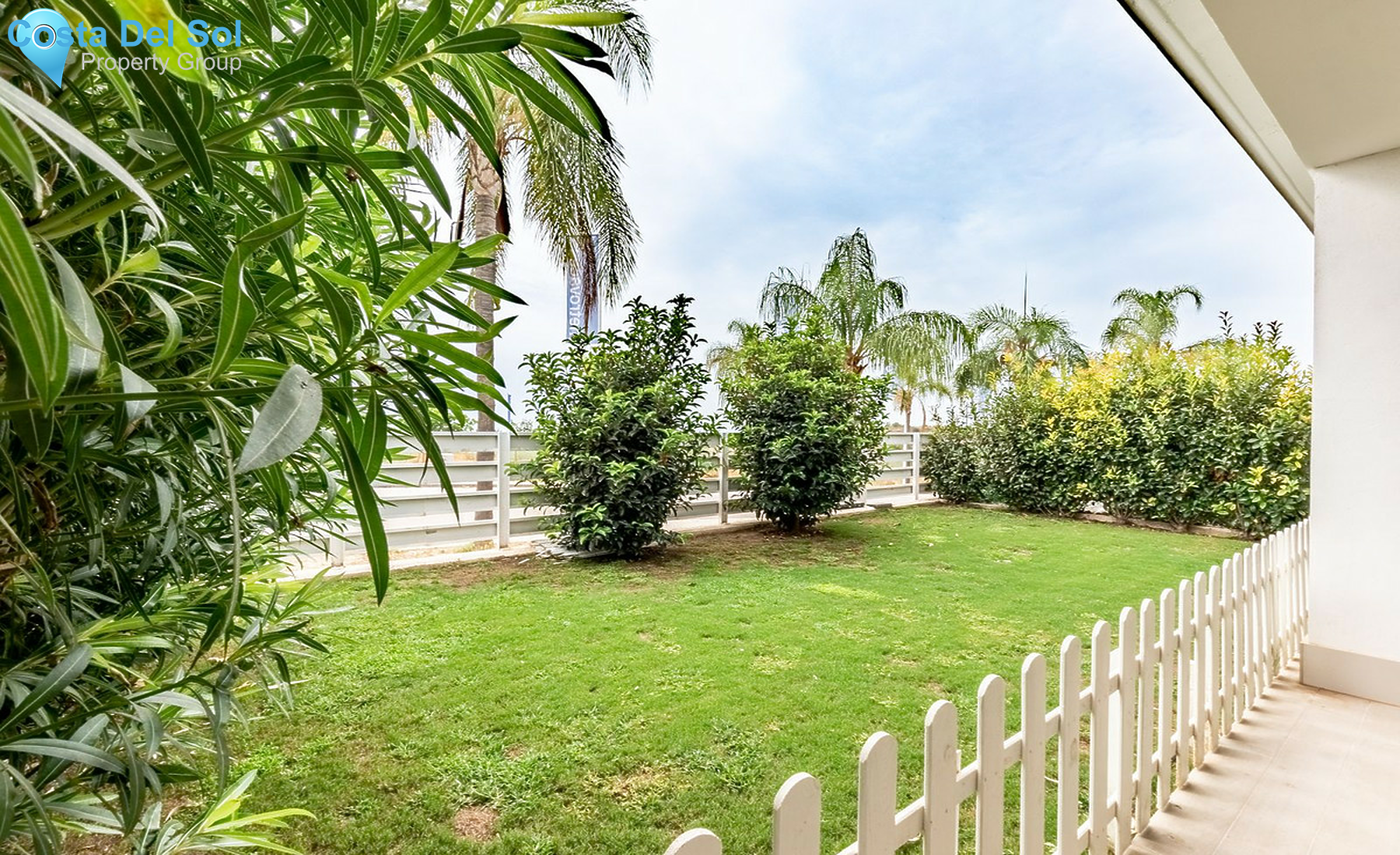 Ground Floor Apartment in New Golden Mile-1460617