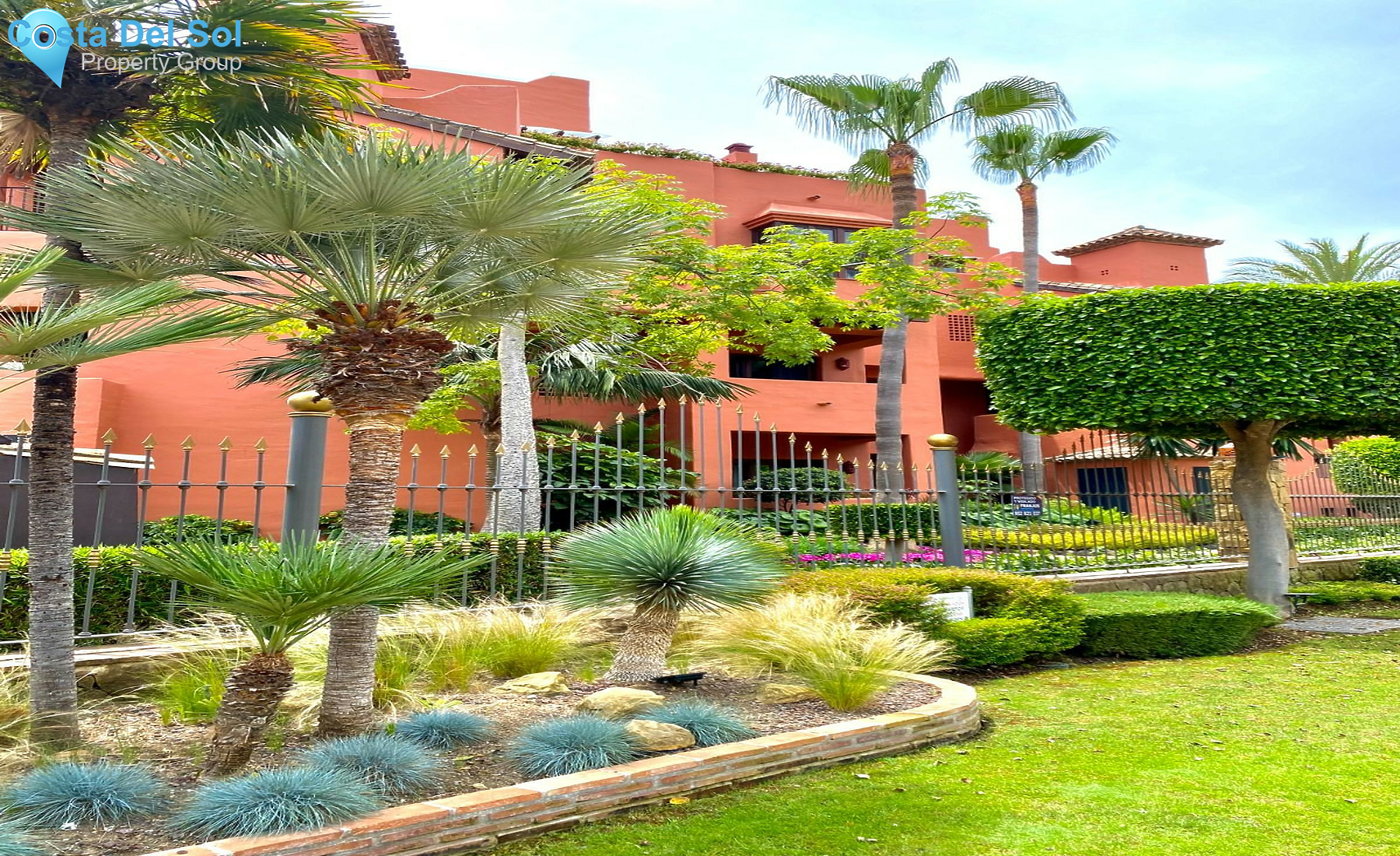 Ground Floor Apartment in New Golden Mile-1523528