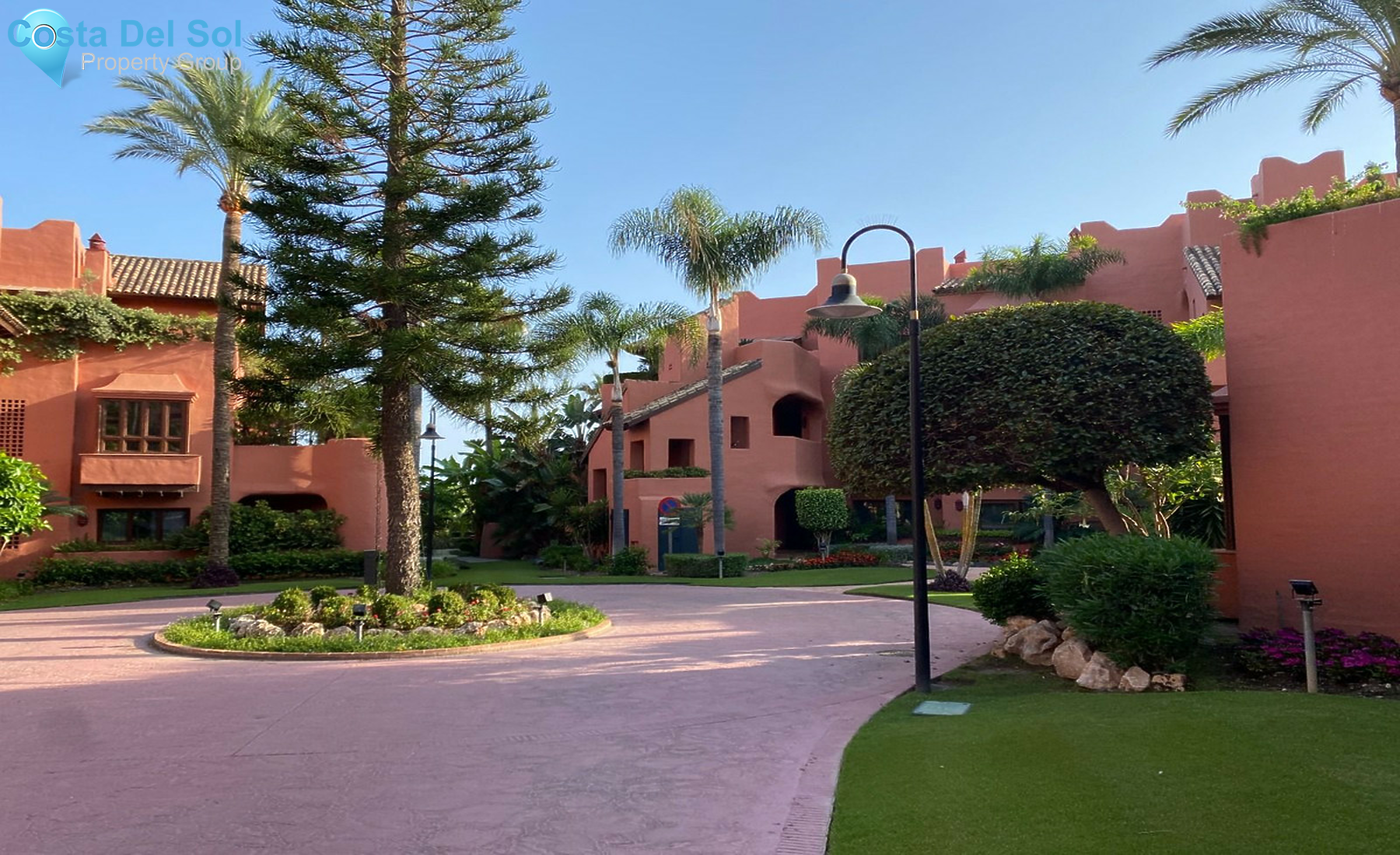 Ground Floor Apartment in New Golden Mile-1523530