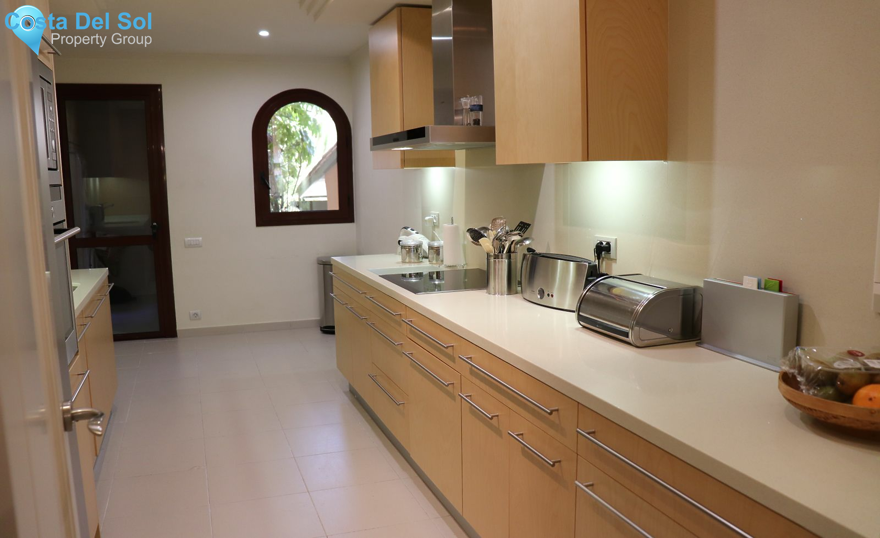 Ground Floor Apartment in New Golden Mile-1199881