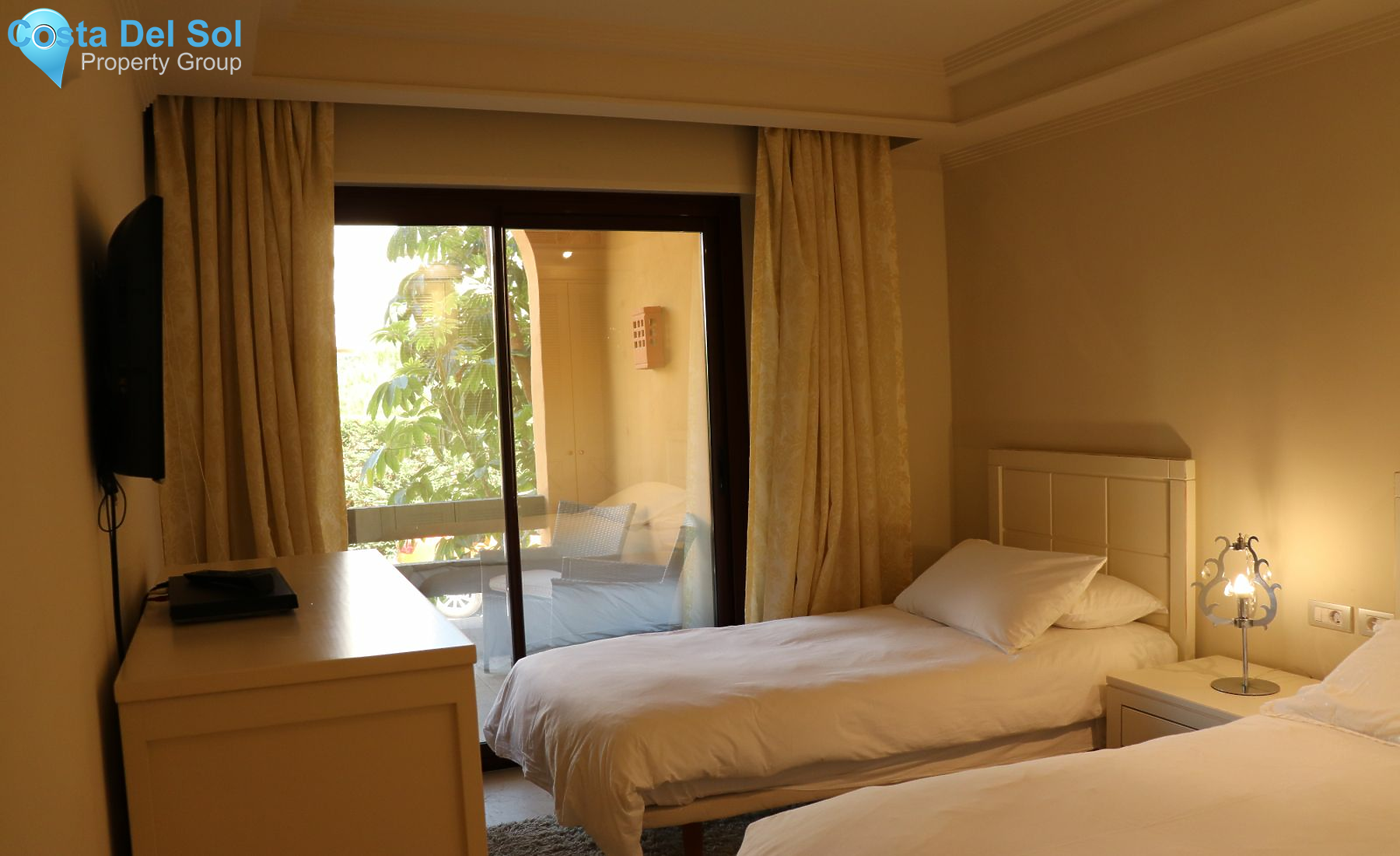 Ground Floor Apartment in New Golden Mile-1199888