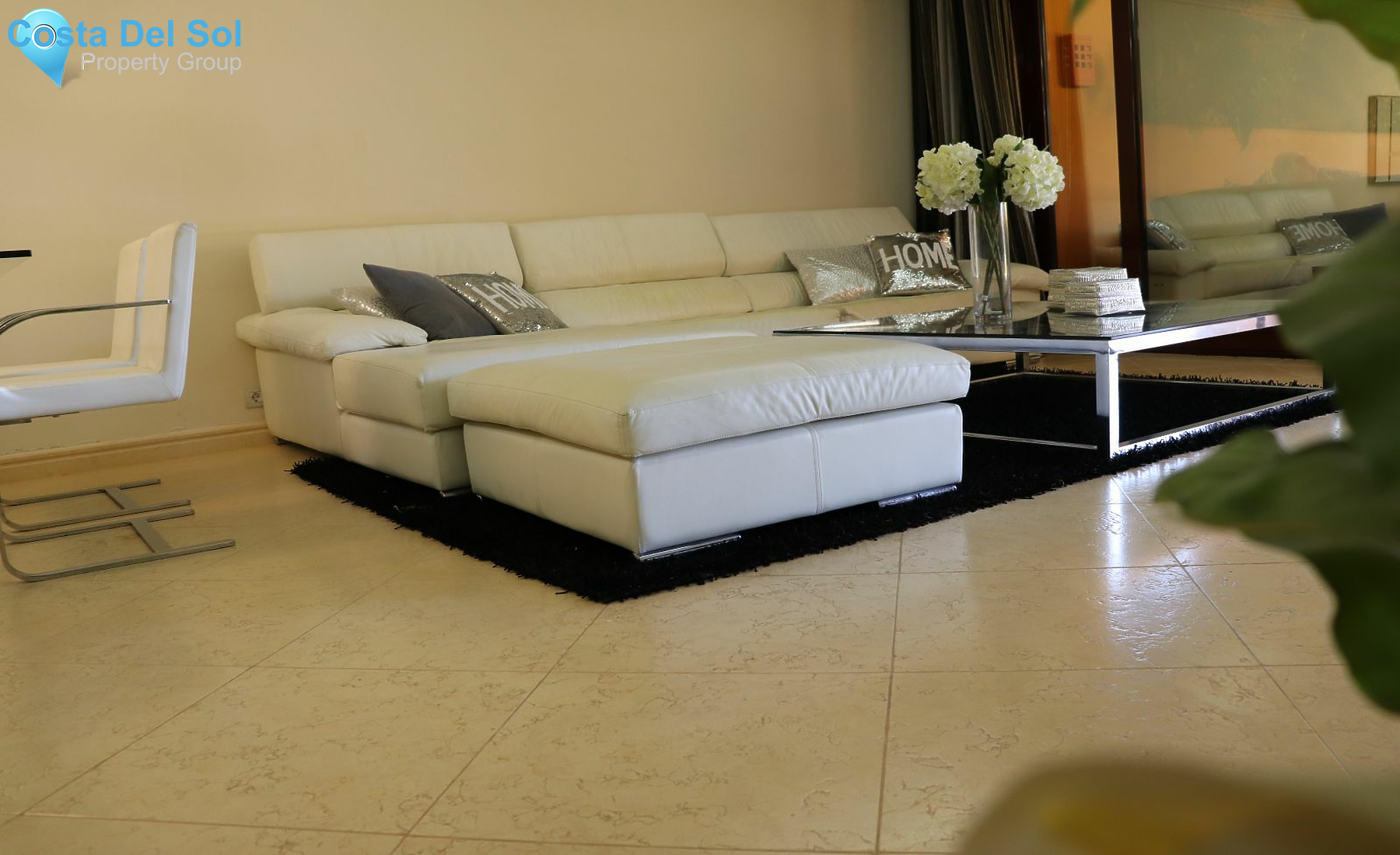 Ground Floor Apartment in New Golden Mile-1199873