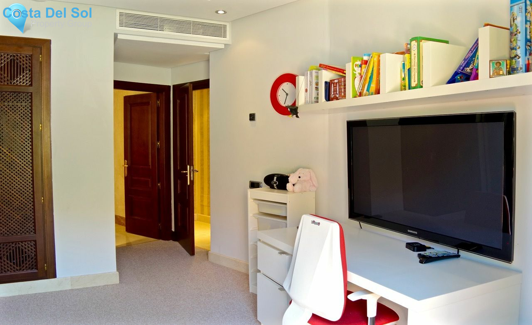 Ground Floor Apartment in New Golden Mile-1467658