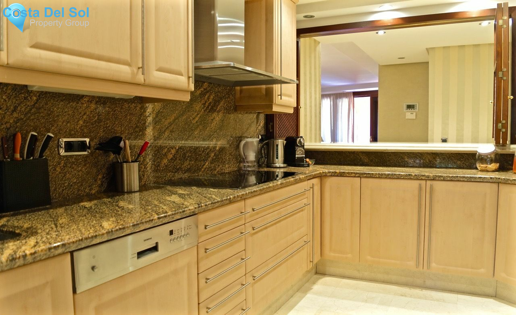 Ground Floor Apartment in New Golden Mile-1467656