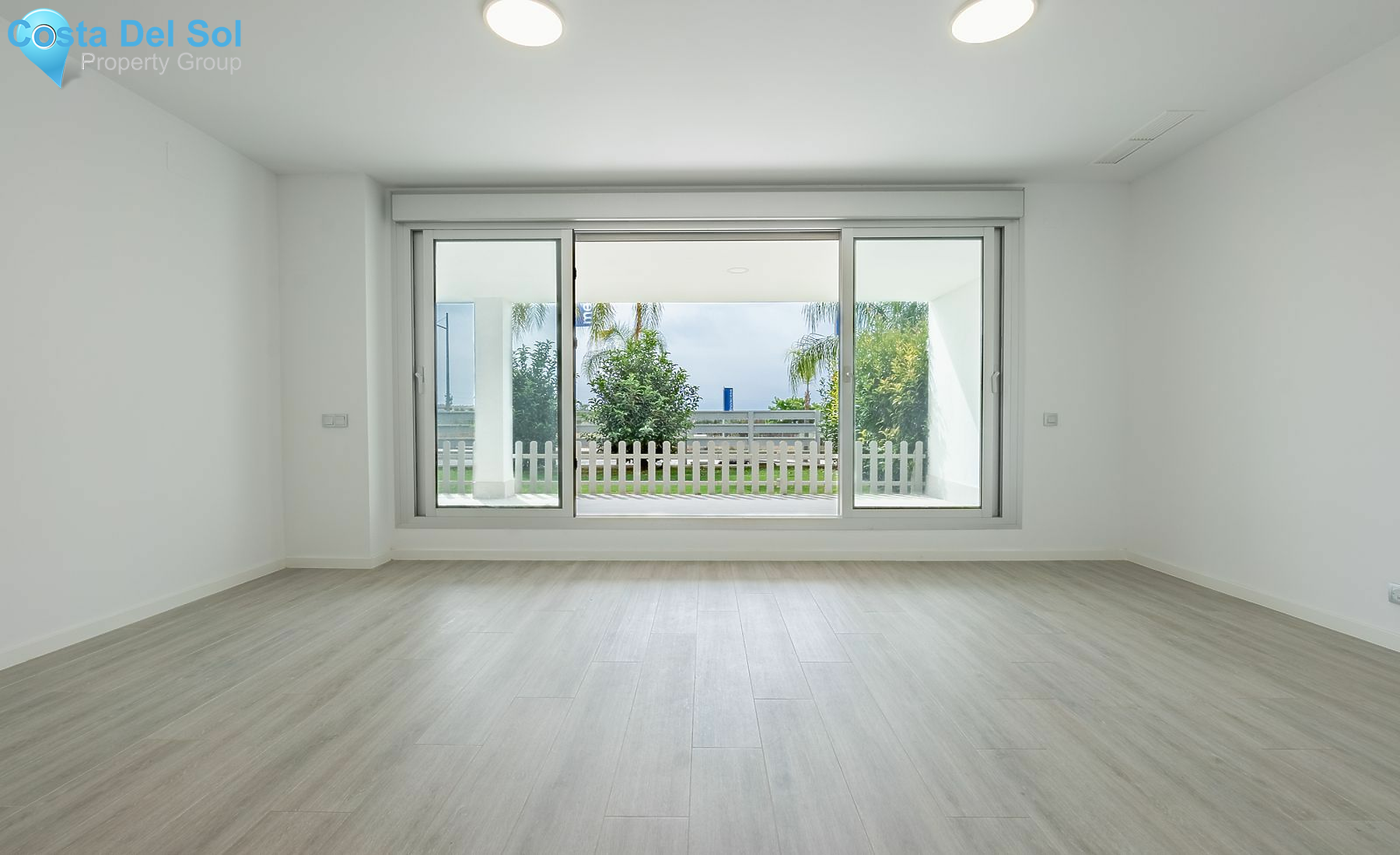 Ground Floor Apartment in New Golden Mile-1473381