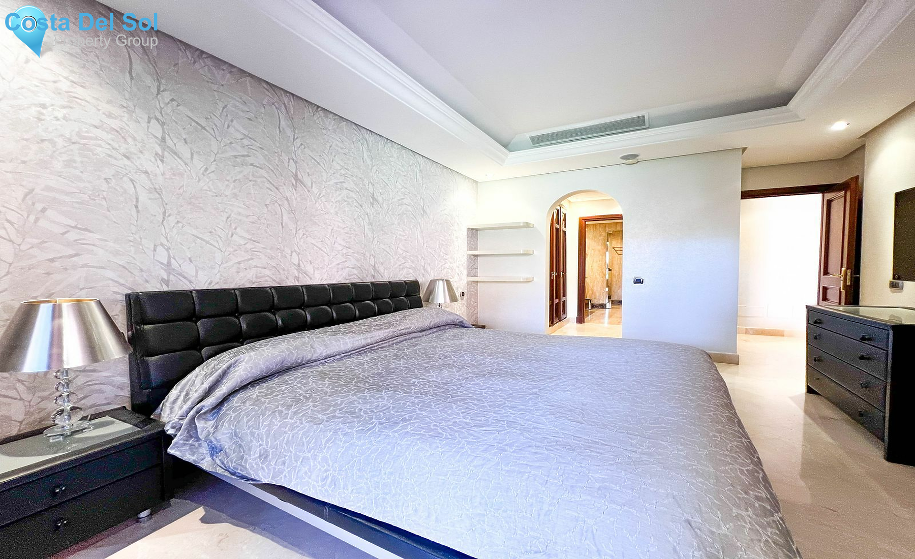 Ground Floor Apartment in New Golden Mile-1487314