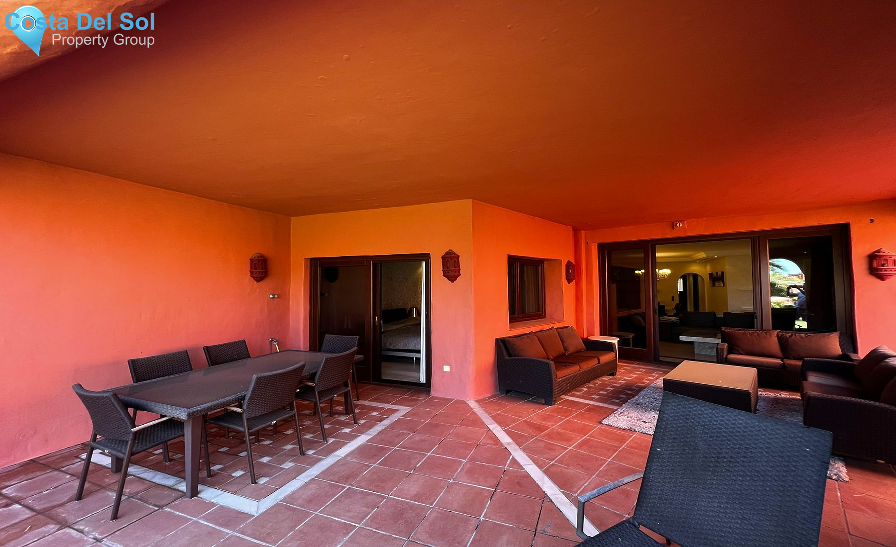 Ground Floor Apartment in New Golden Mile-1487321