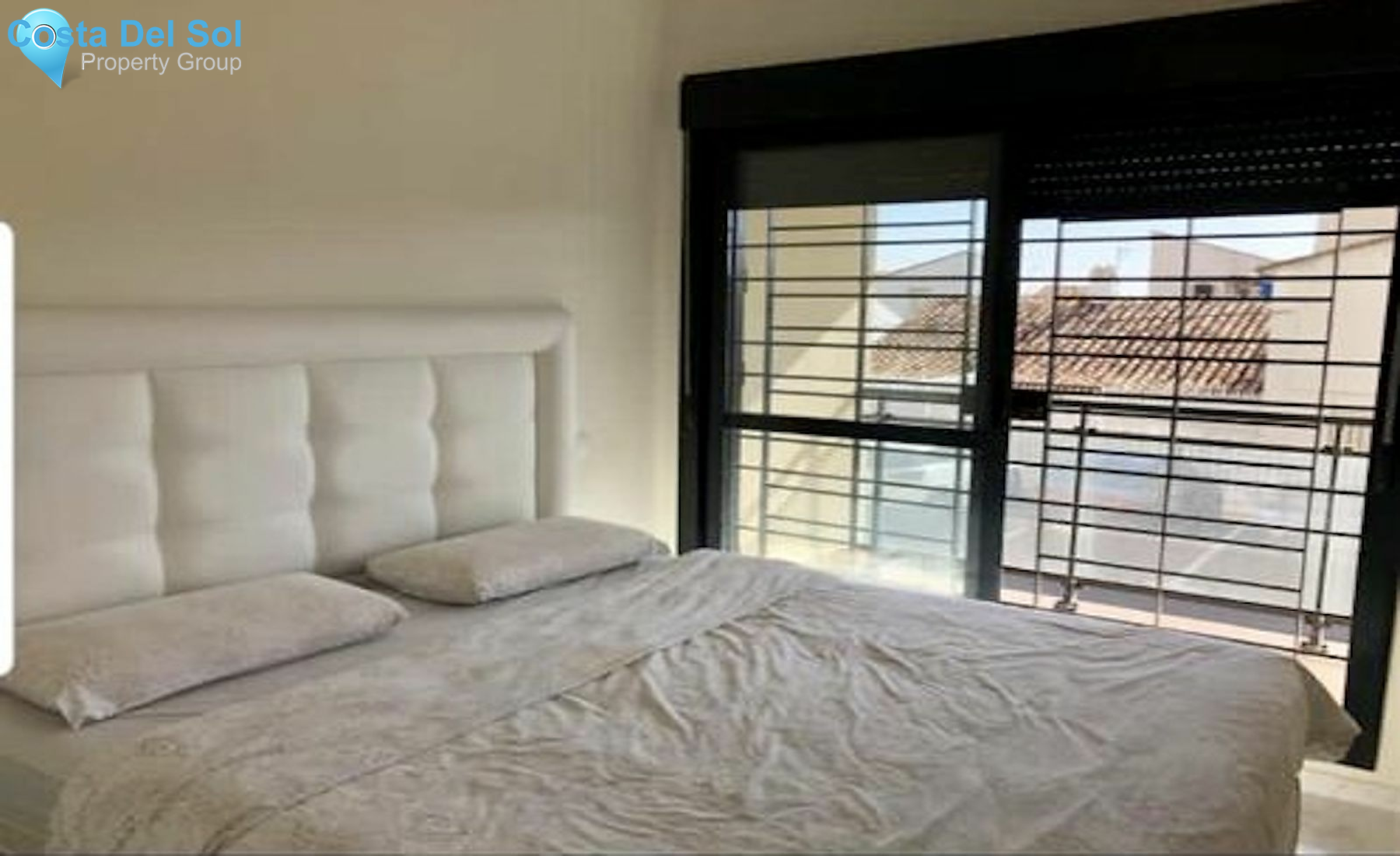Ground Floor Apartment in New Golden Mile-1517591