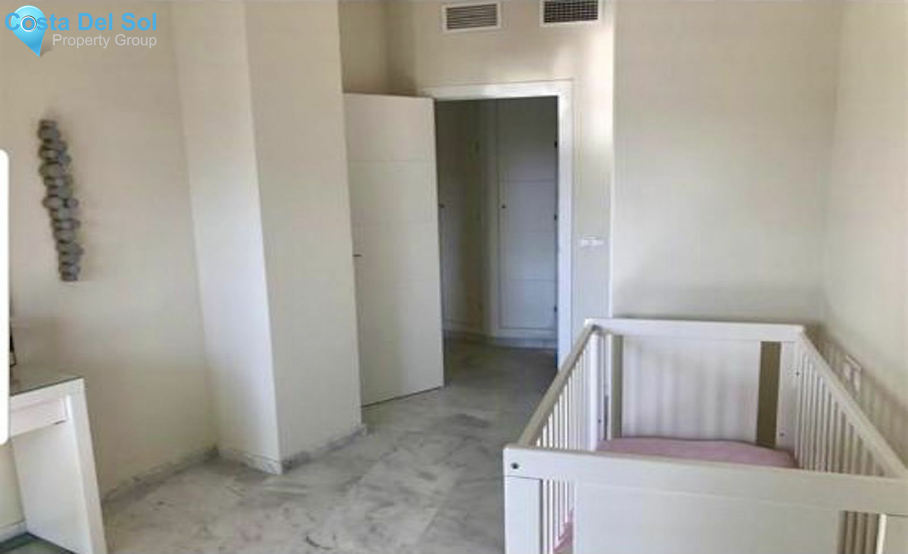 Ground Floor Apartment in New Golden Mile-1517595