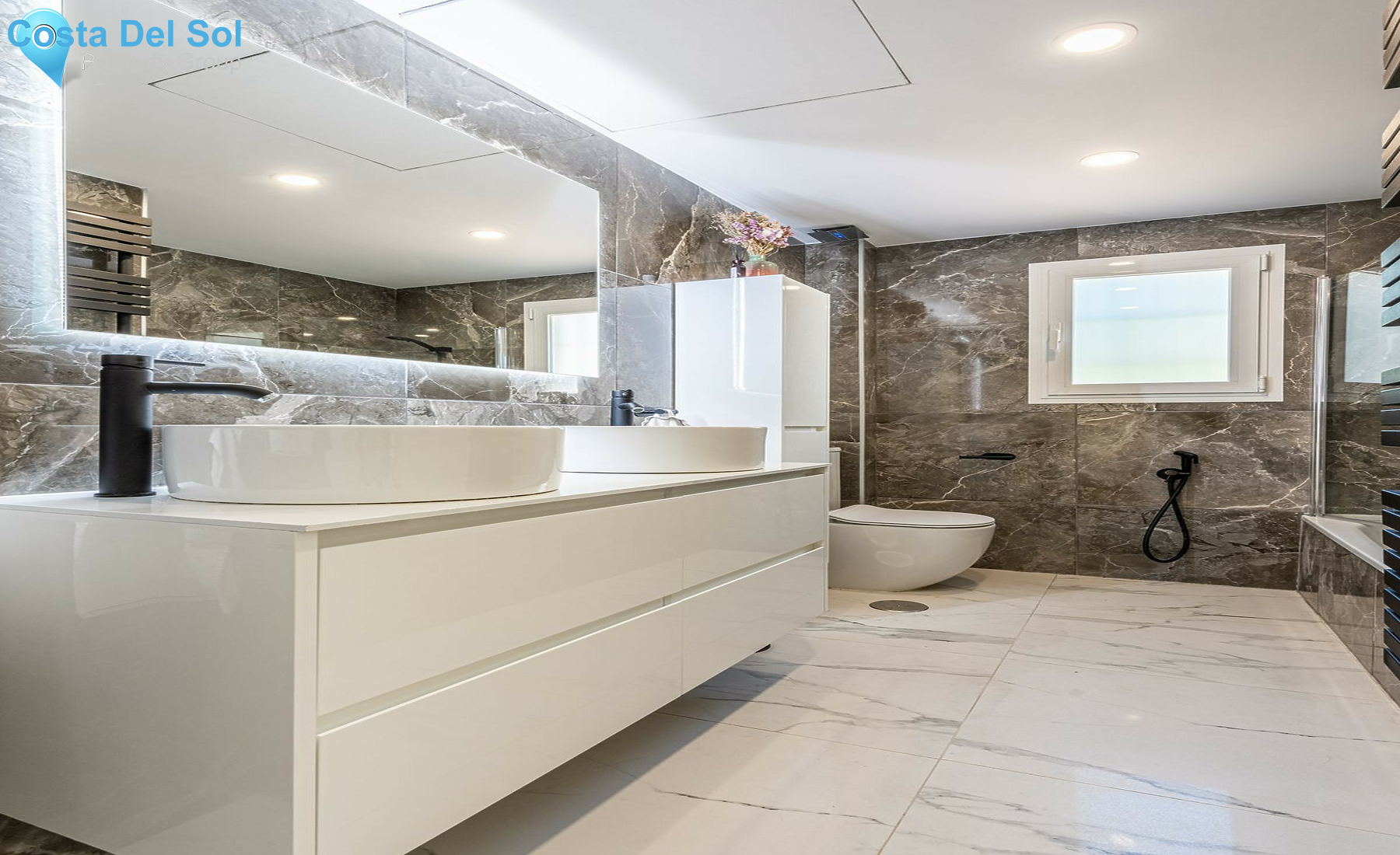 Ground Floor Apartment in Nueva Andalucía-1263134