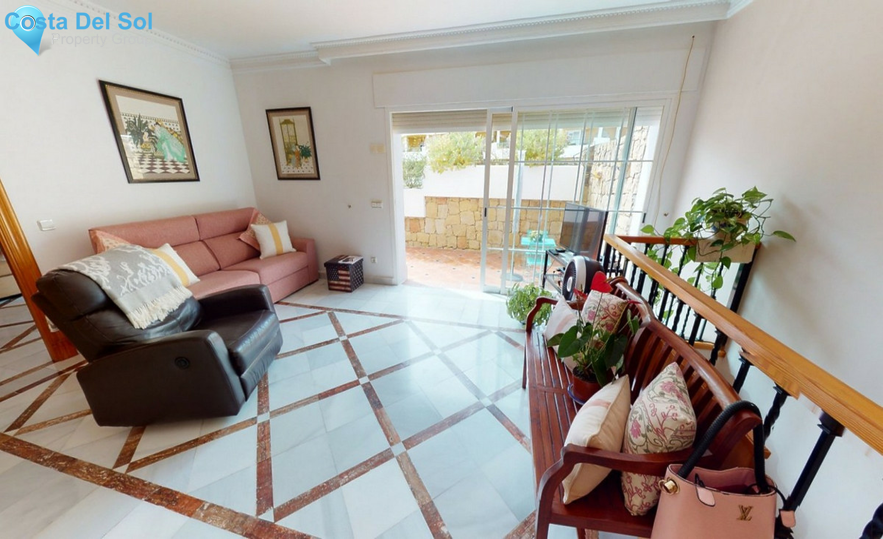 Ground Floor Apartment in Nueva Andalucía-1296979