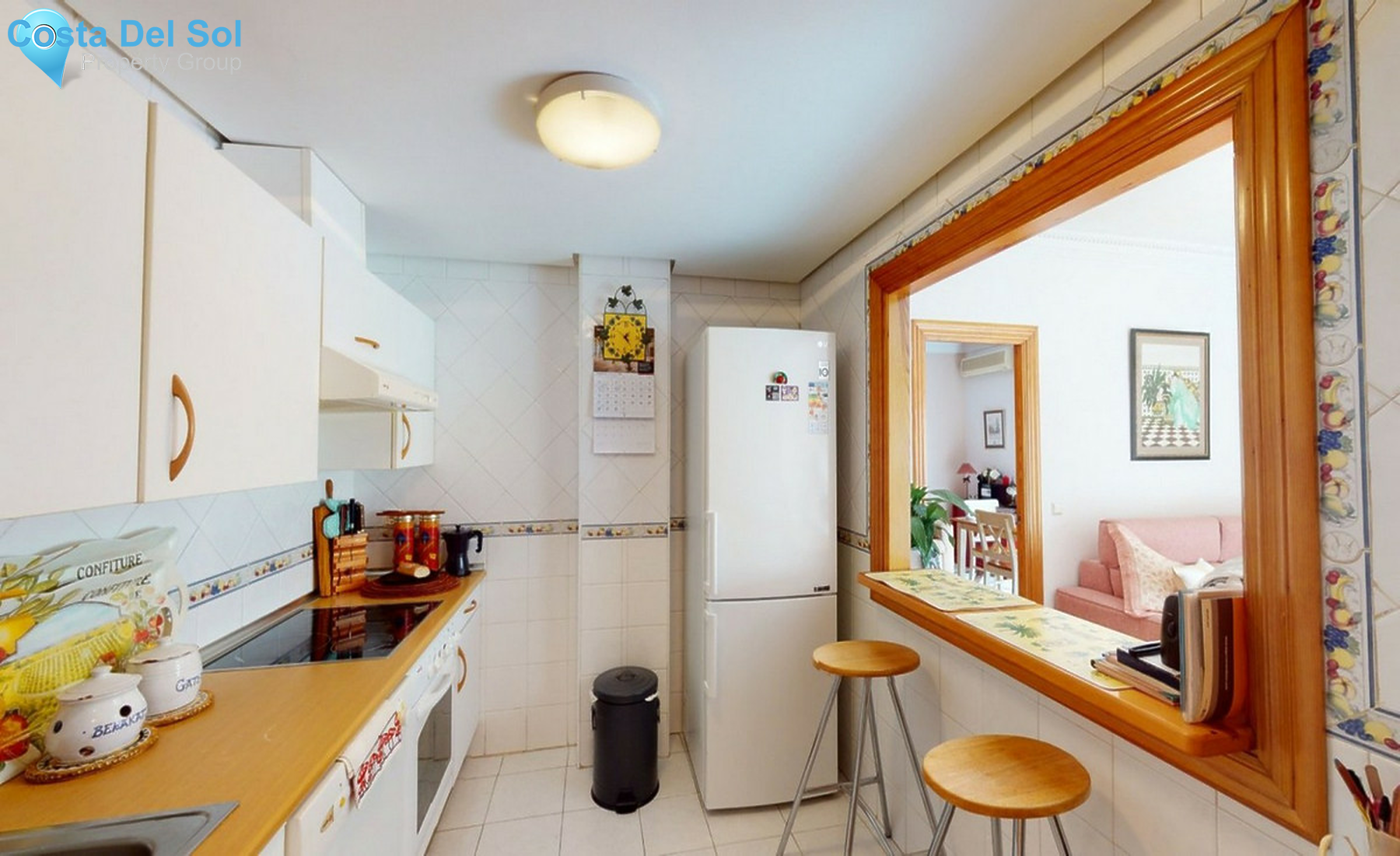 Ground Floor Apartment in Nueva Andalucía-1296980