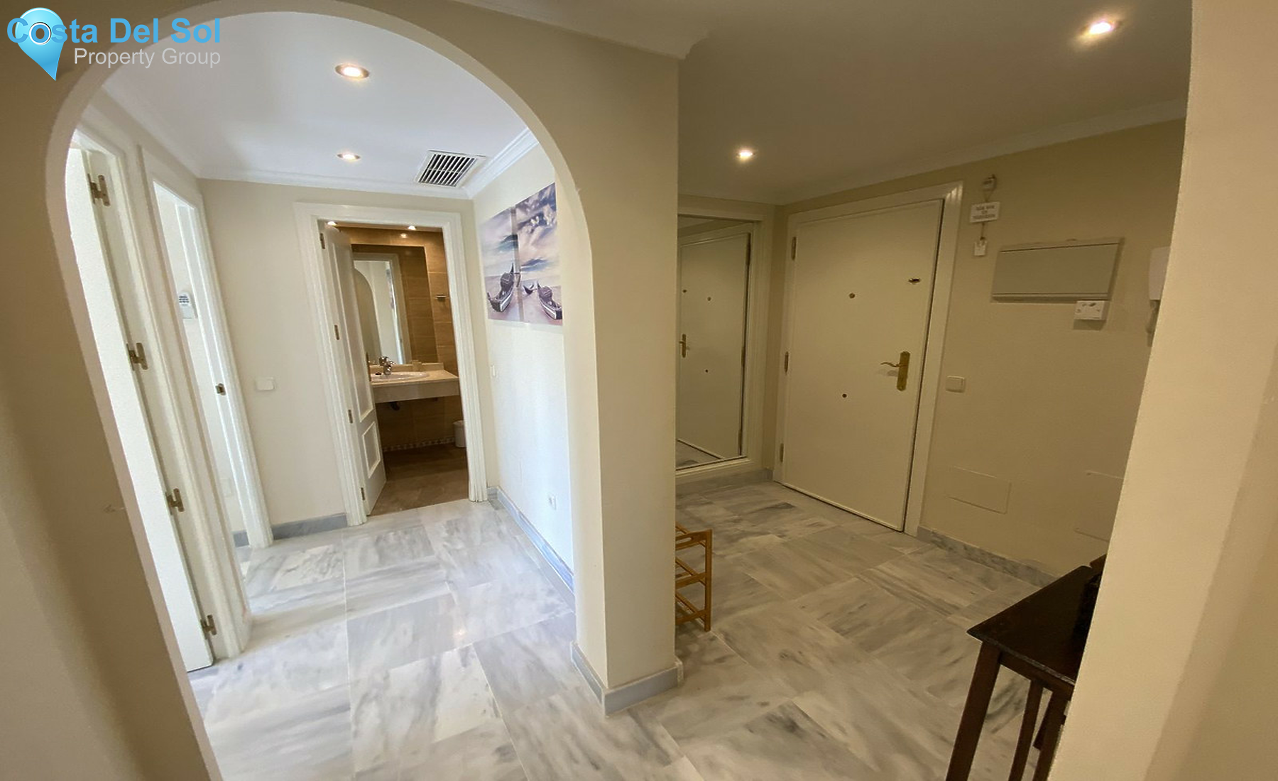 Ground Floor Apartment in Nueva Andalucía-1368791