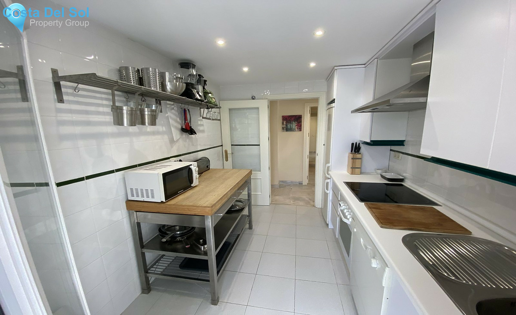 Ground Floor Apartment in Nueva Andalucía-1368782