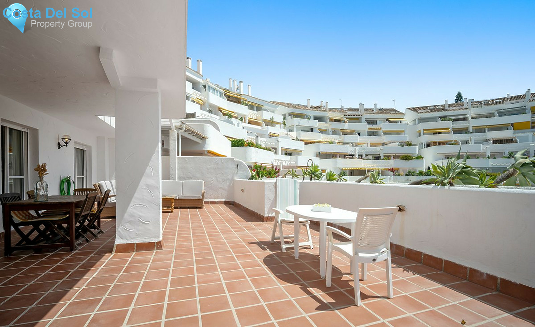 Ground Floor Apartment in Nueva Andalucía-1405492