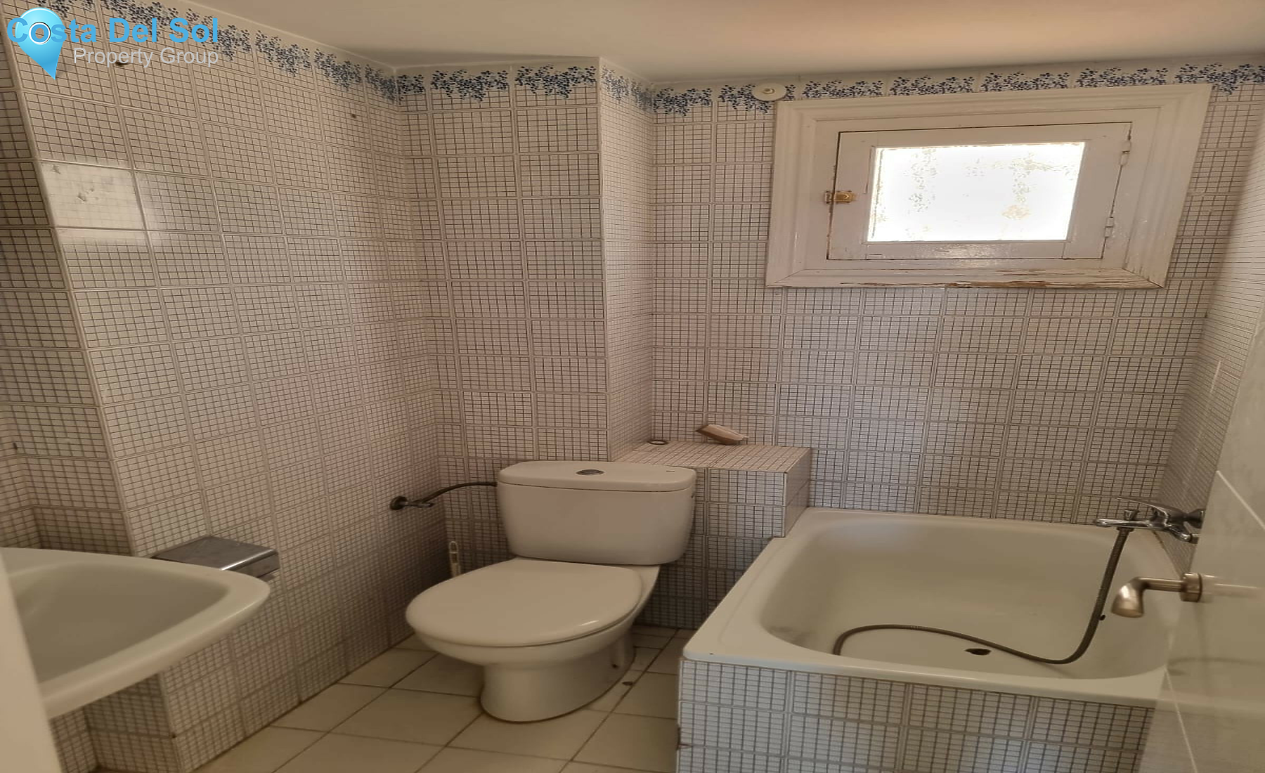 Ground Floor Apartment in Nueva Andalucía-1414486