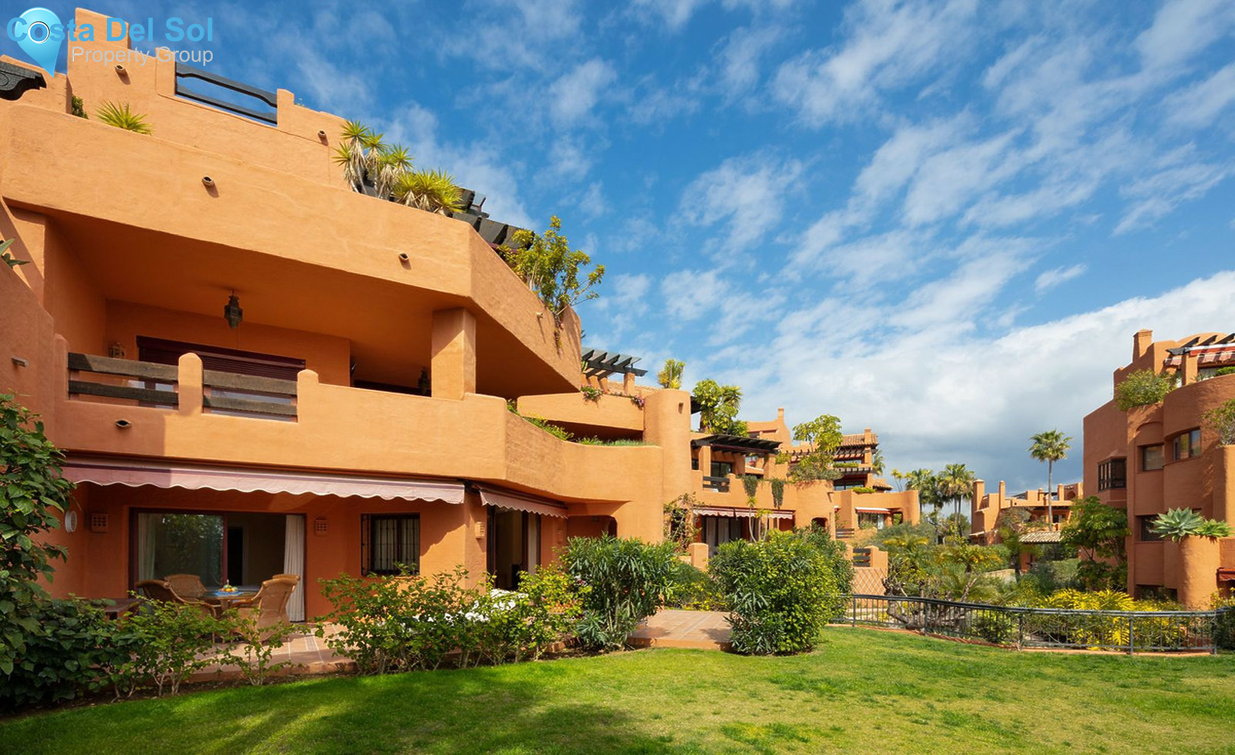 Ground Floor Apartment in Nueva Andalucía-1414642
