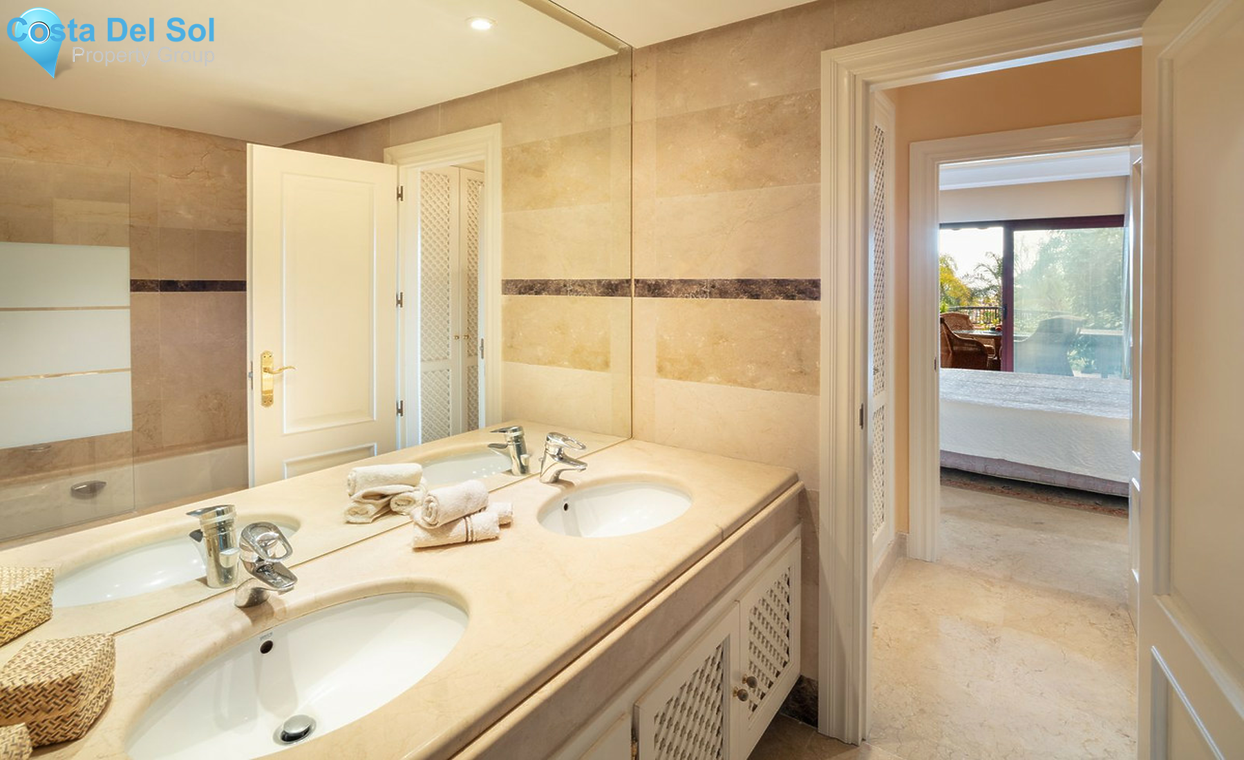 Ground Floor Apartment in Nueva Andalucía-1414644