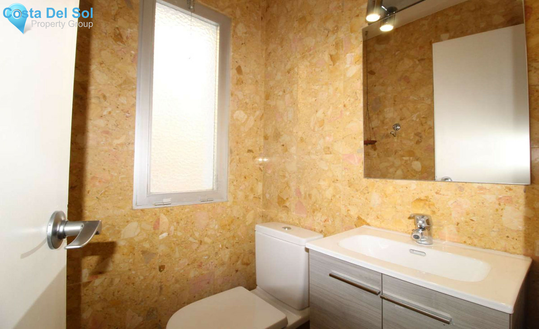 Ground Floor Apartment in Nueva Andalucía-1415493