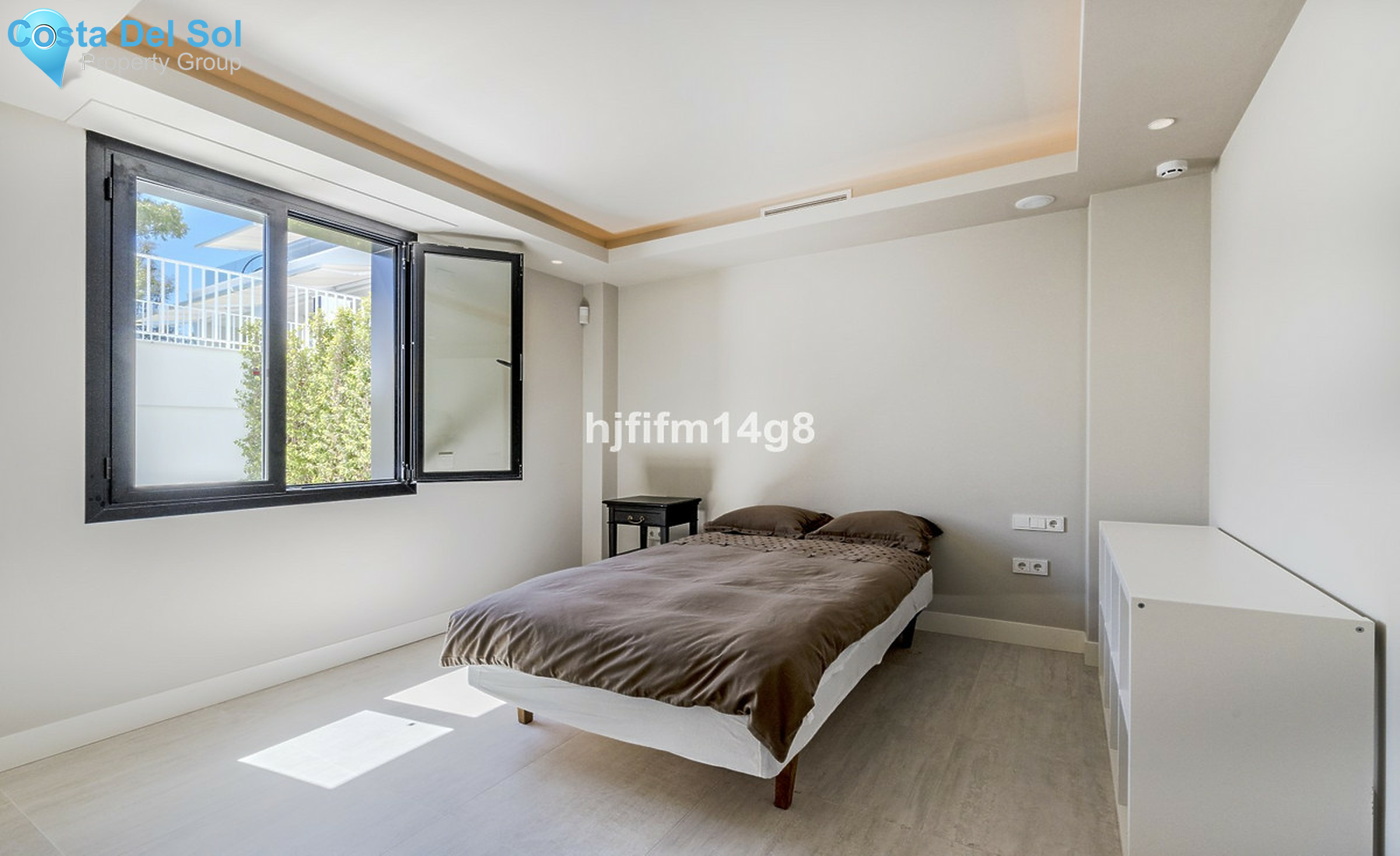 Ground Floor Apartment in Nueva Andalucía-1478870