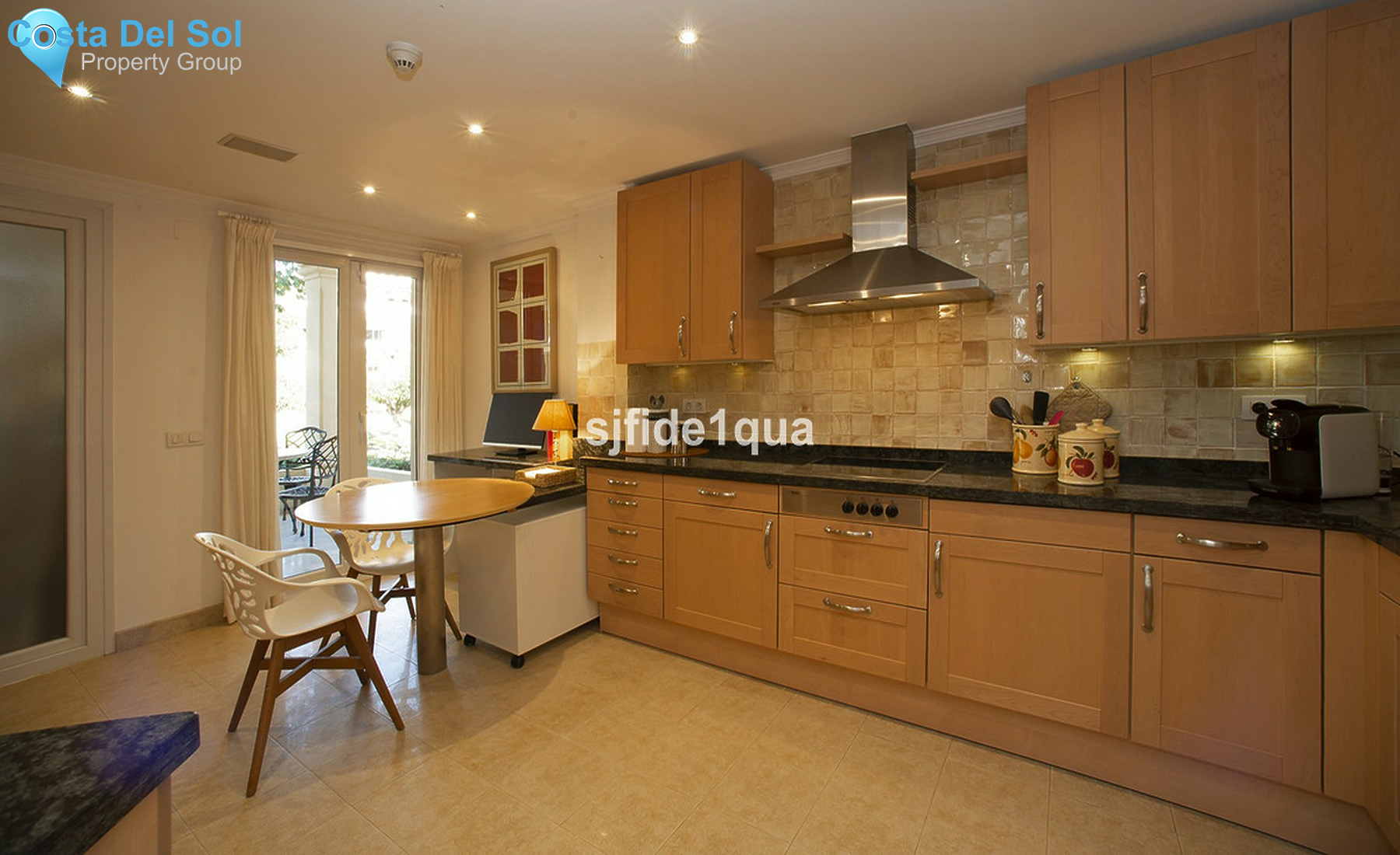 Ground Floor Apartment in Nueva Andalucía-1499734