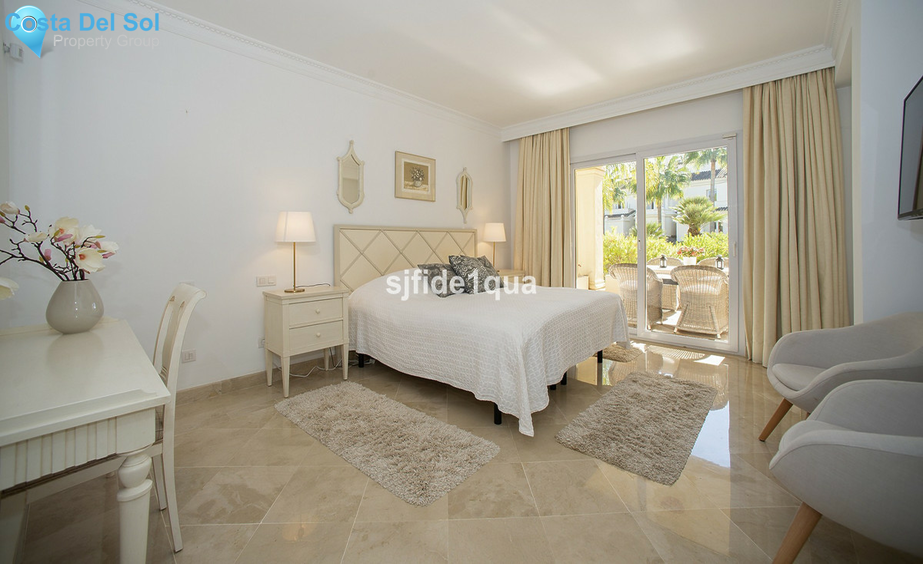 Ground Floor Apartment in Nueva Andalucía-1499737