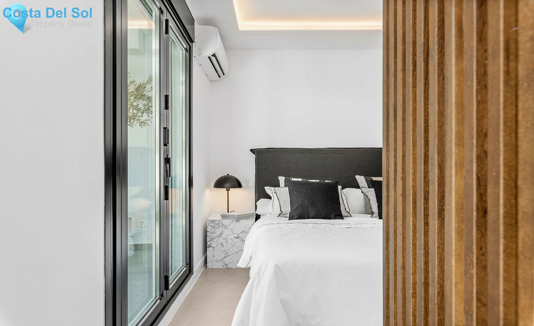 Ground Floor Apartment in Nueva Andalucía-1502858