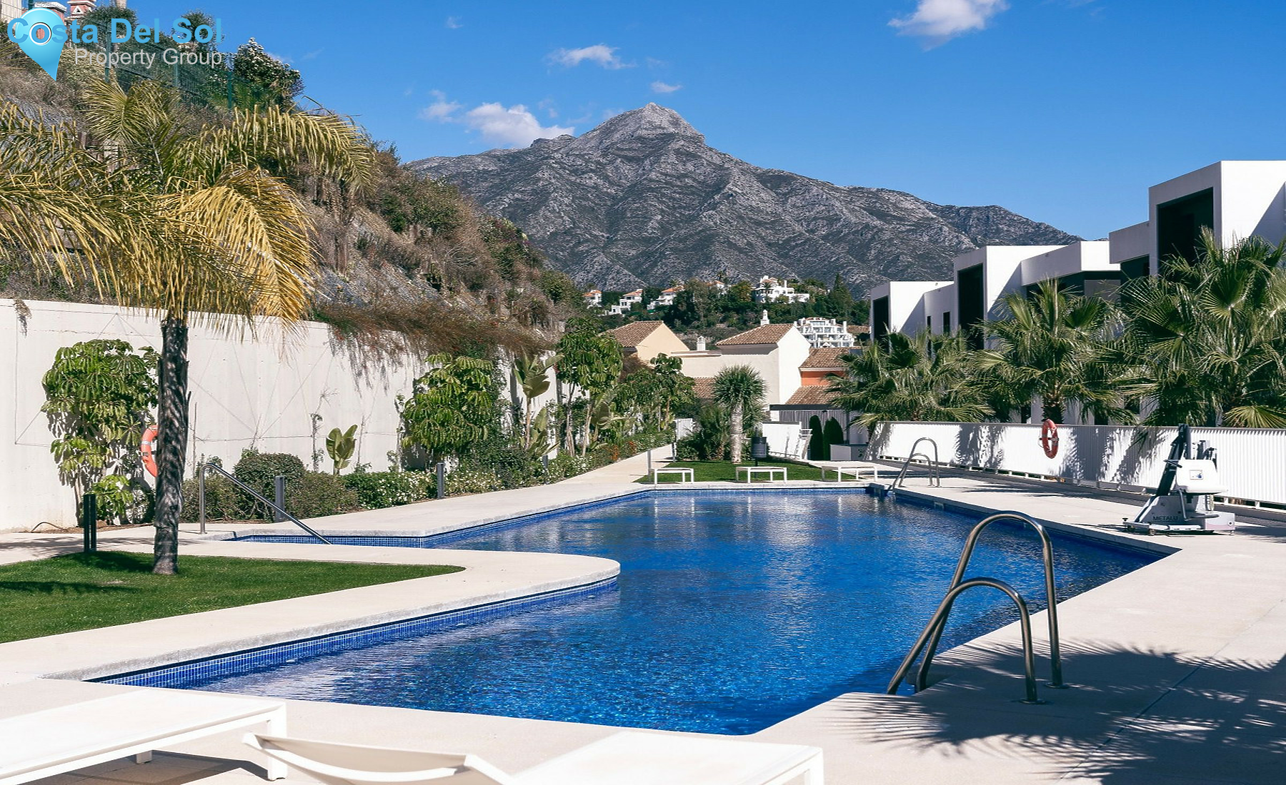 Ground Floor Apartment in Nueva Andalucía