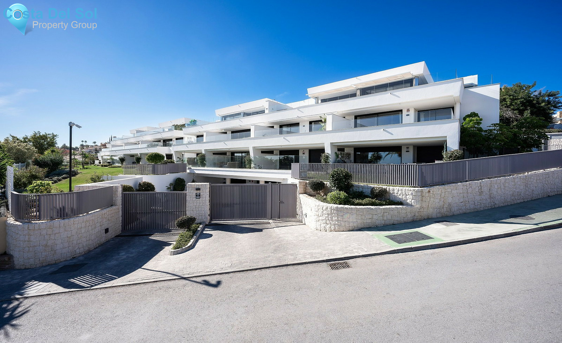 Ground Floor Apartment in Nueva Andalucía-1507489