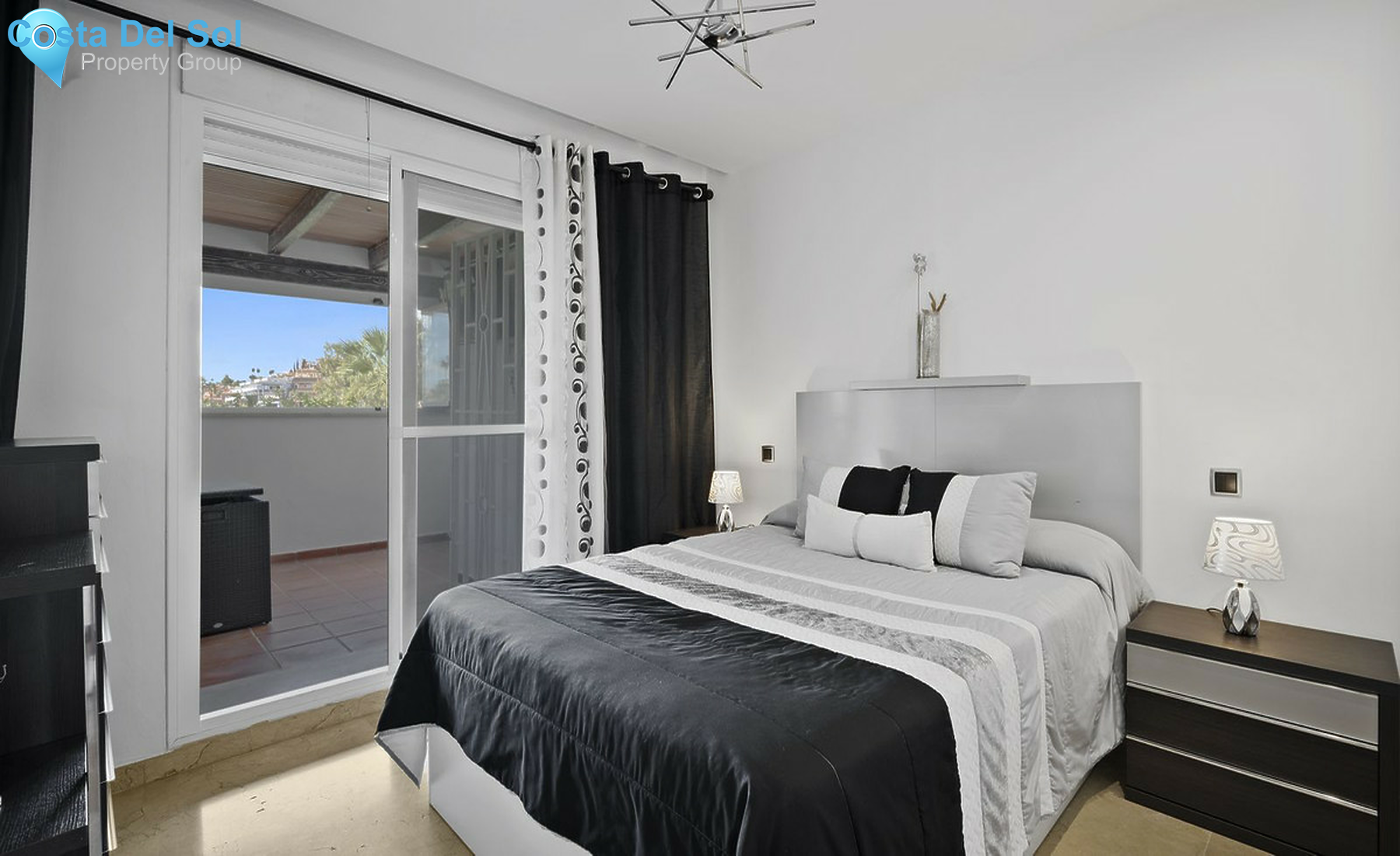 Ground Floor Apartment in Nueva Andalucía-1510985