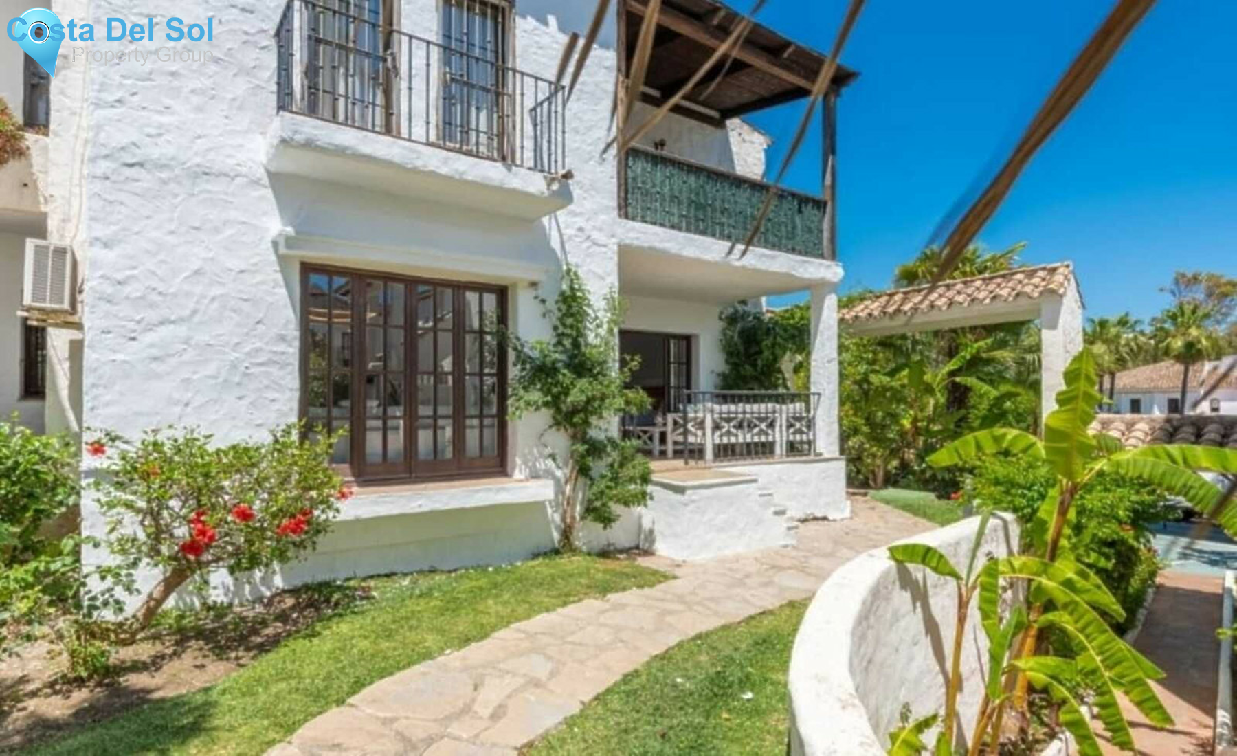 Ground Floor Apartment in Nueva Andalucía-1529604