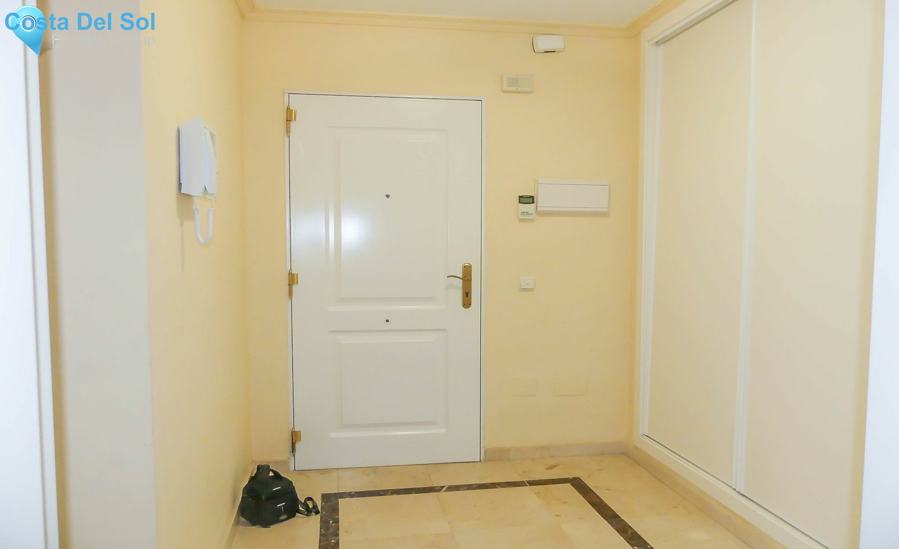 Ground Floor Apartment in Nueva Andalucía-1129565
