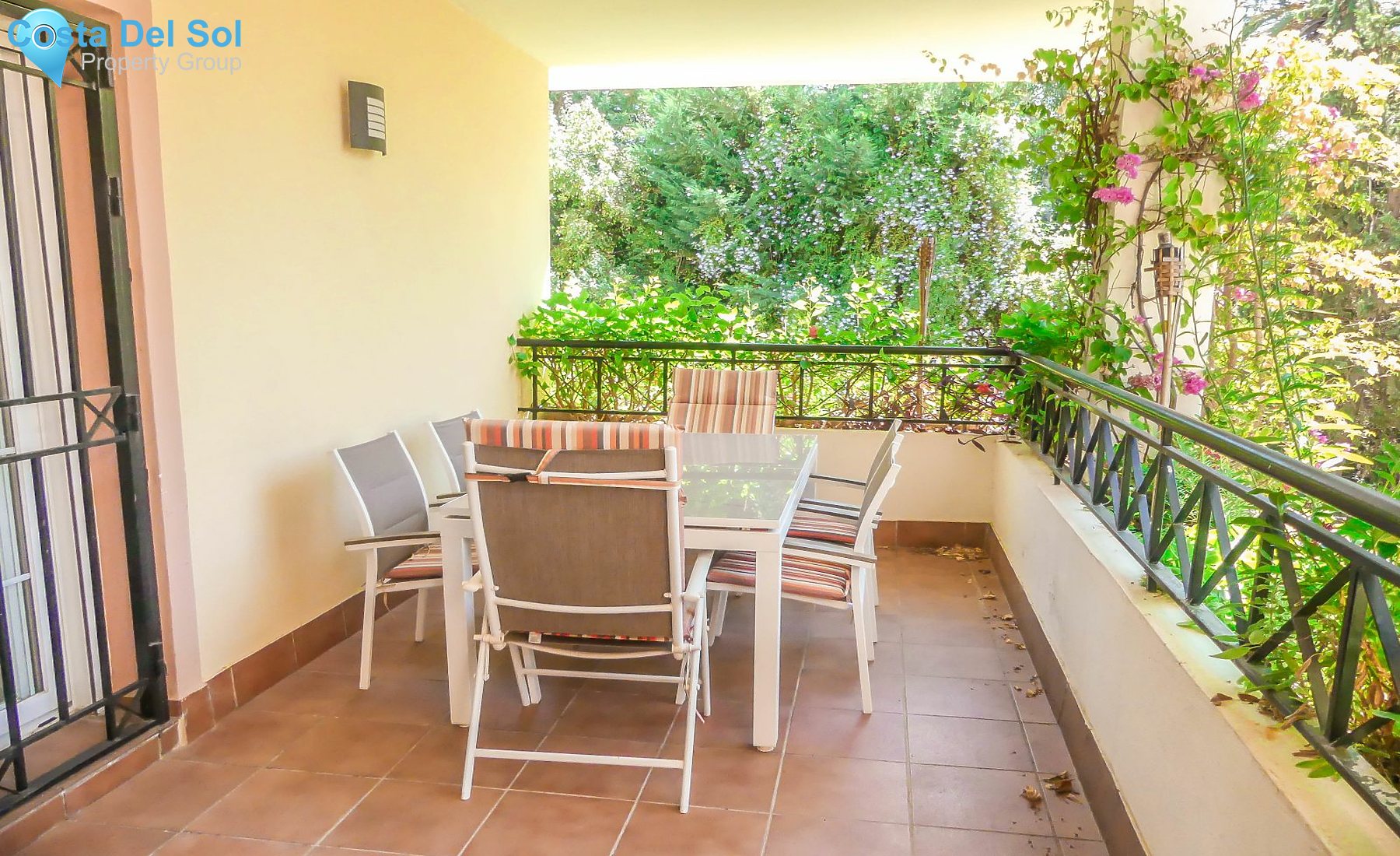 Ground Floor Apartment in Nueva Andalucía-1129557