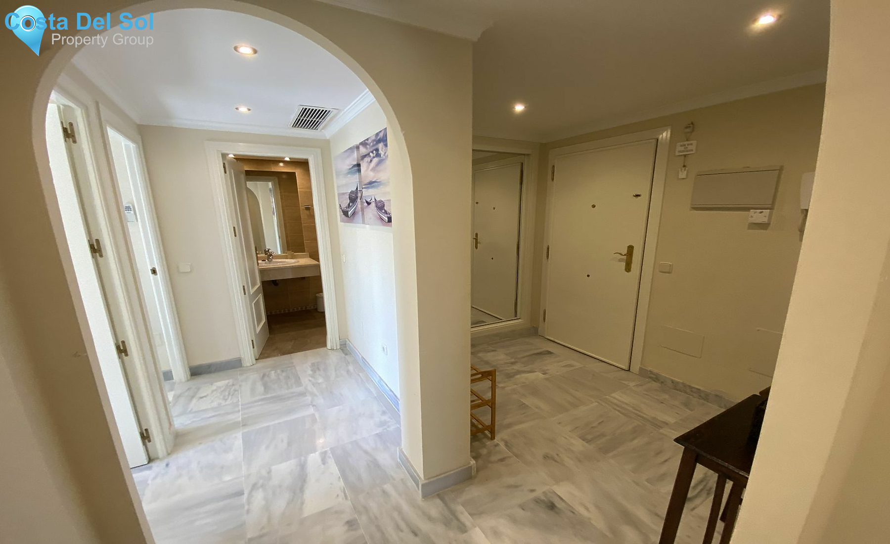 Ground Floor Apartment in Nueva Andalucía-1393715