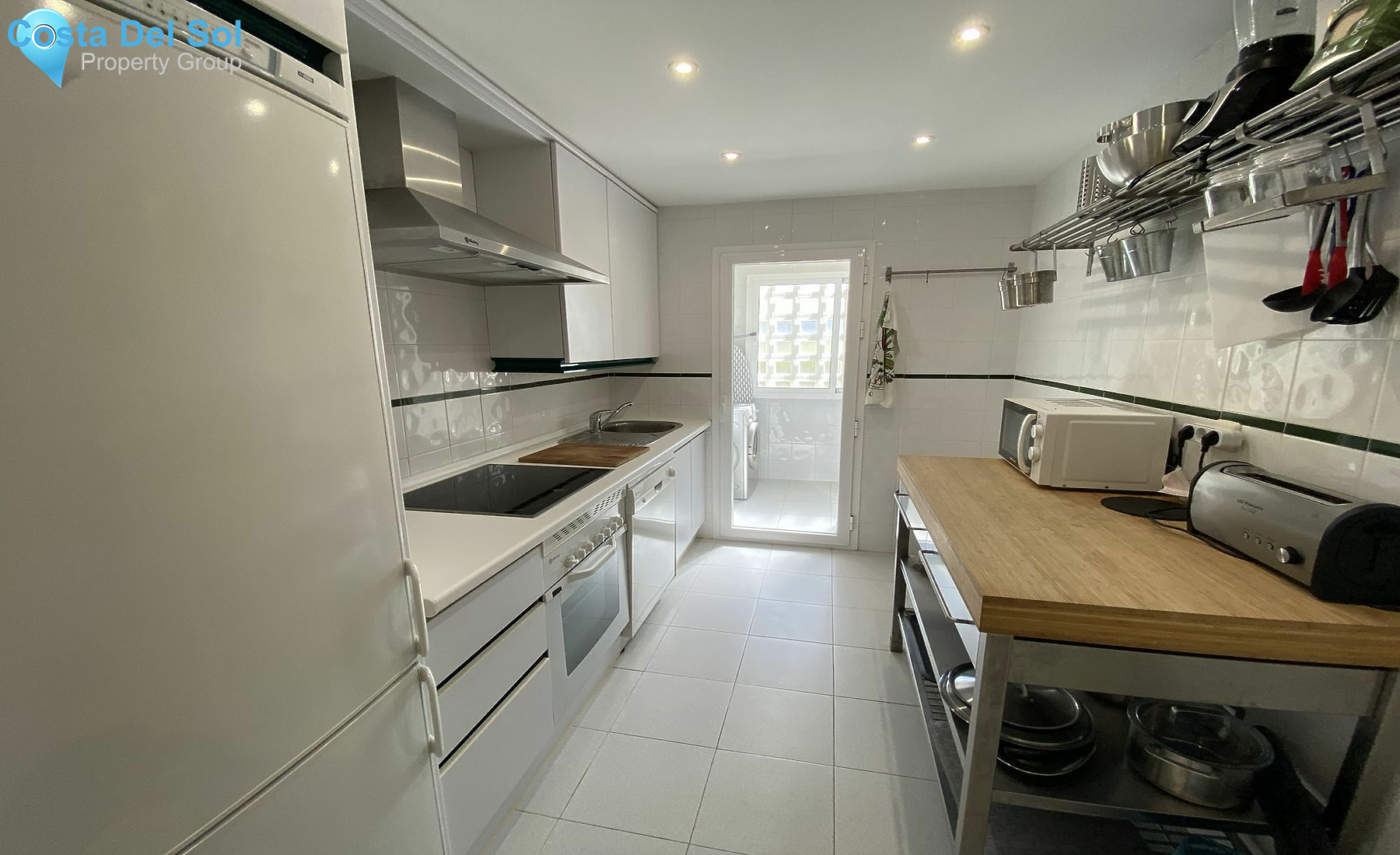 Ground Floor Apartment in Nueva Andalucía-1393719