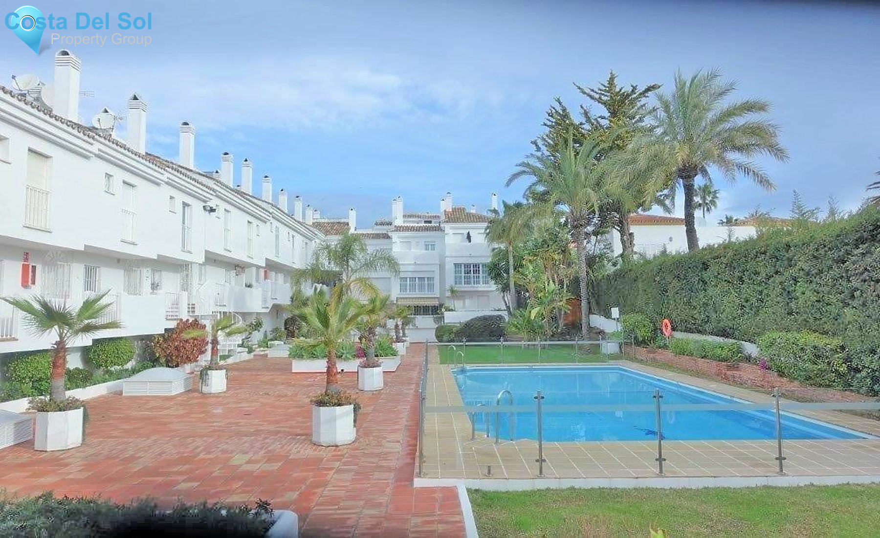 Ground Floor Apartment in Nueva Andalucía