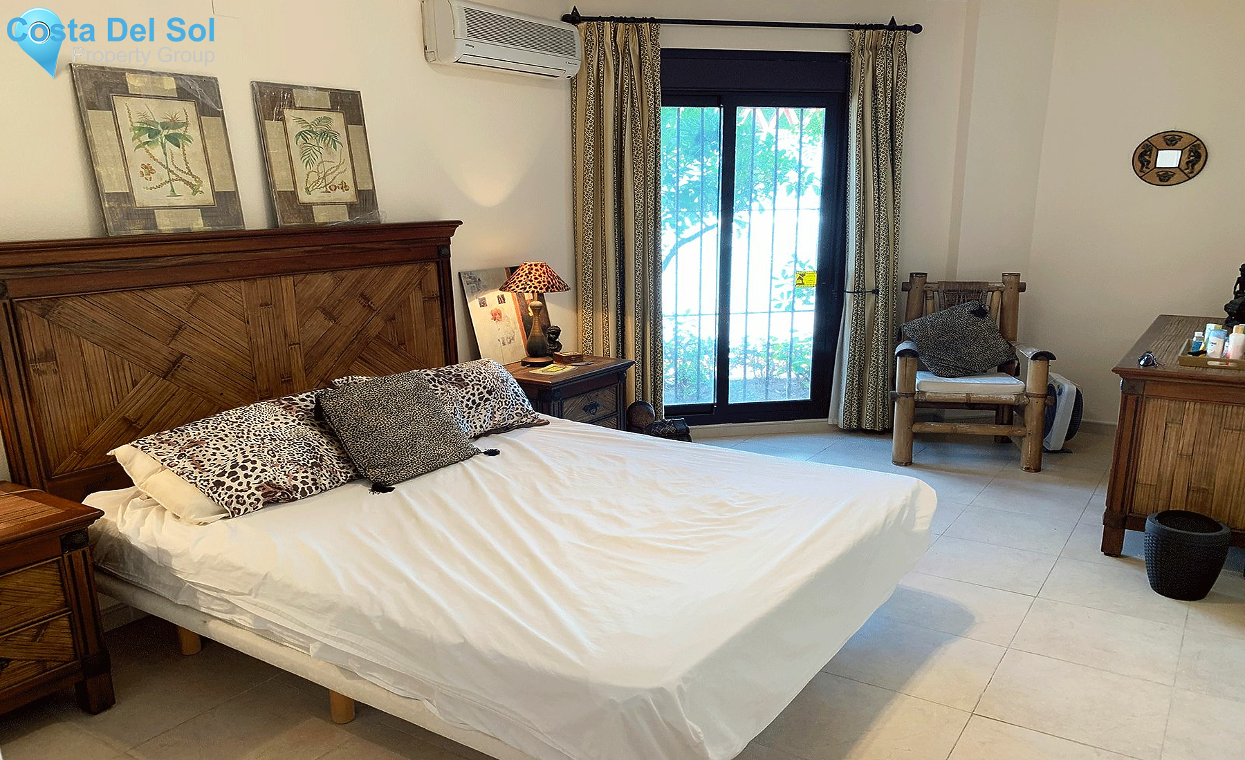 Ground Floor Apartment in Nueva Andalucía-1463856
