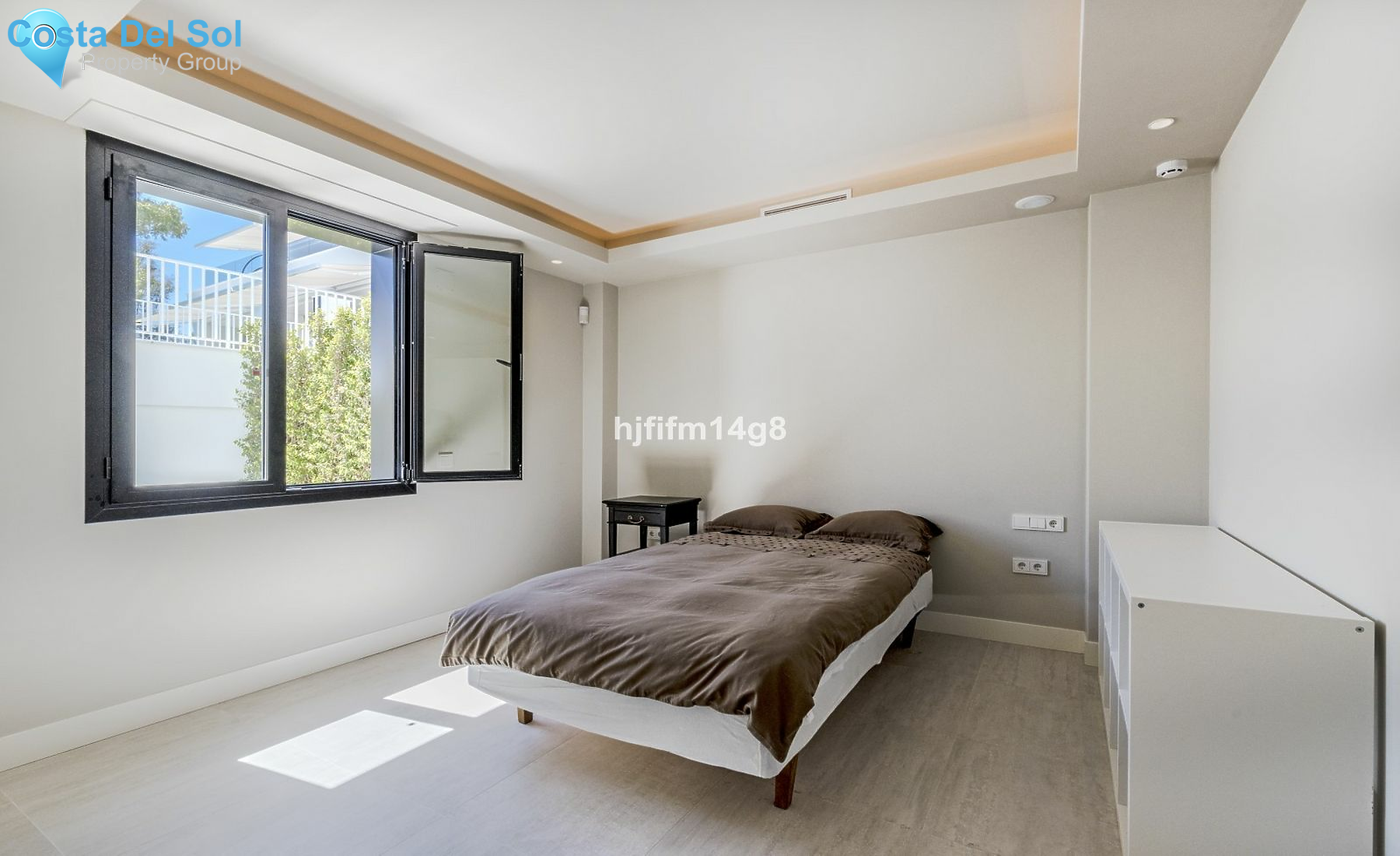Ground Floor Apartment in Nueva Andalucía-1482166
