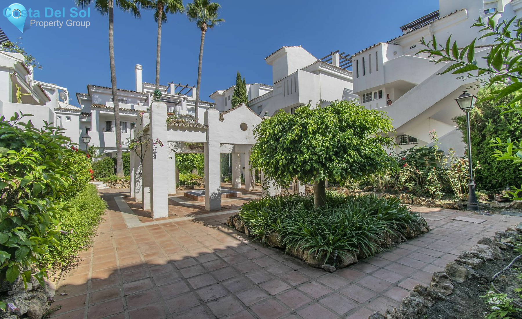 Ground Floor Apartment in Nueva Andalucía-1482563