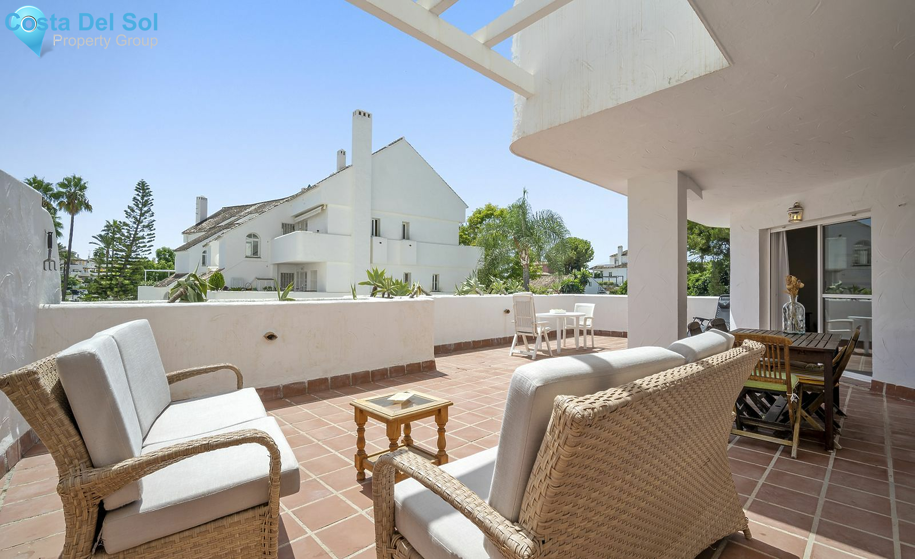 Ground Floor Apartment in Nueva Andalucía-1494681