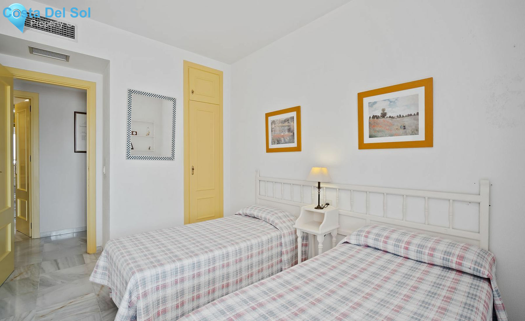 Ground Floor Apartment in Nueva Andalucía-1494696