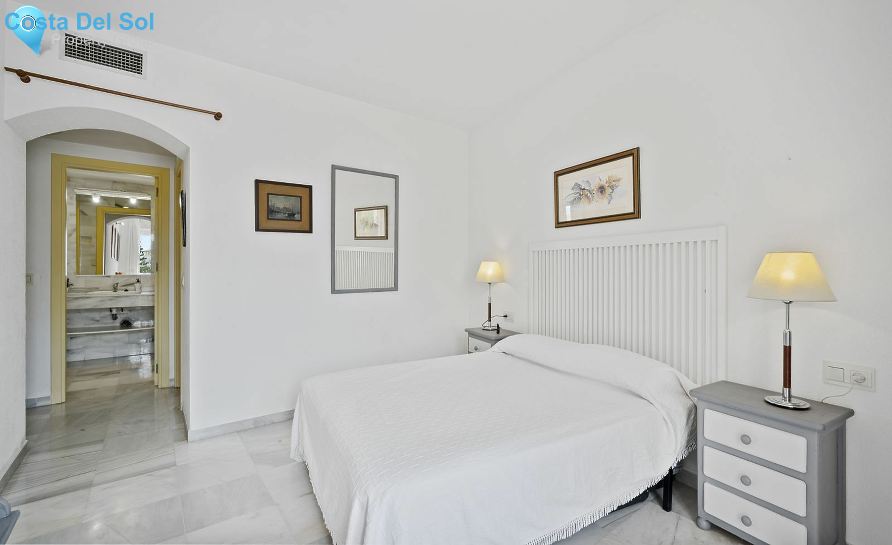 Ground Floor Apartment in Nueva Andalucía-1494699