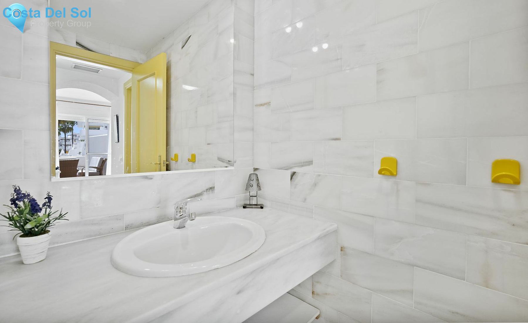 Ground Floor Apartment in Nueva Andalucía-1494700