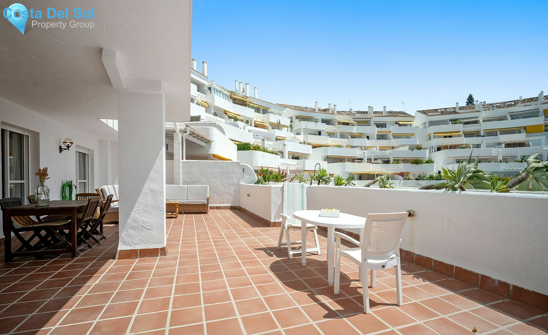 Ground Floor Apartment in Nueva Andalucía-1494687