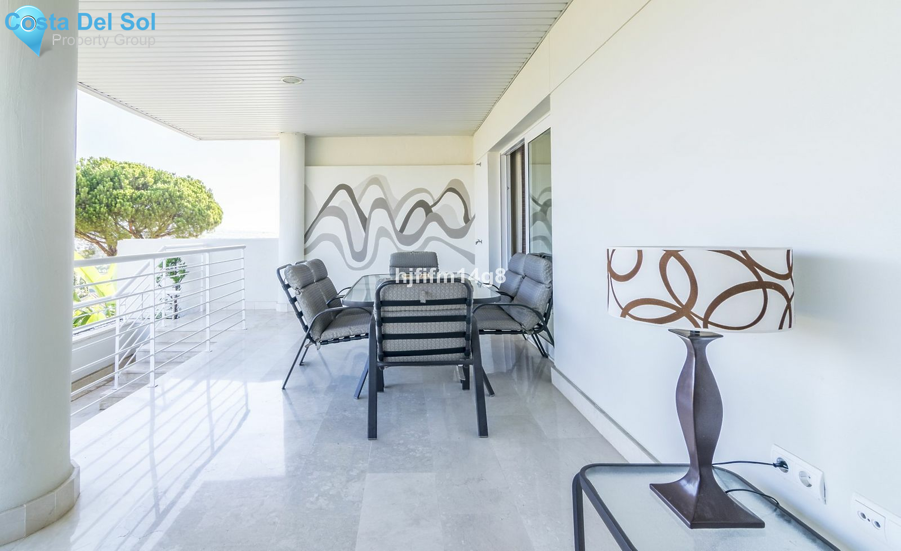 Ground Floor Apartment in Nueva Andalucía-1535006
